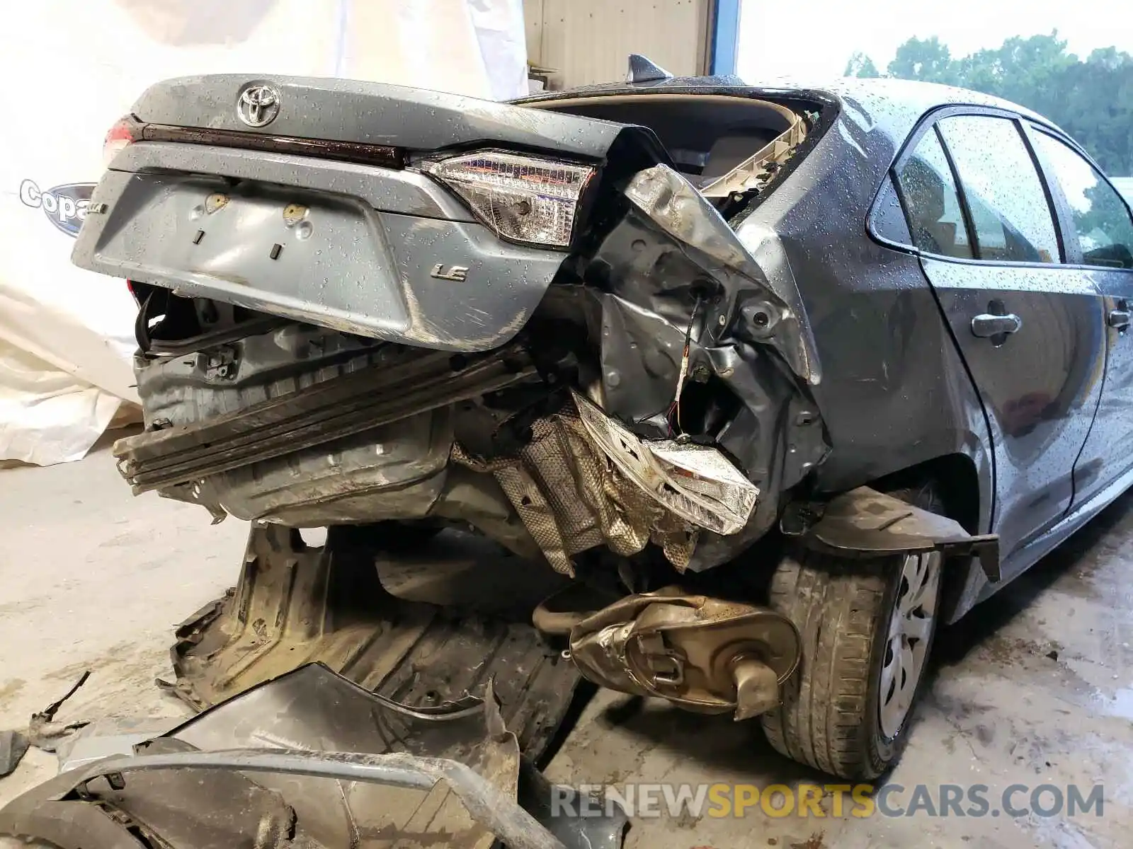 9 Photograph of a damaged car JTDEPRAE5LJ012739 TOYOTA COROLLA 2020