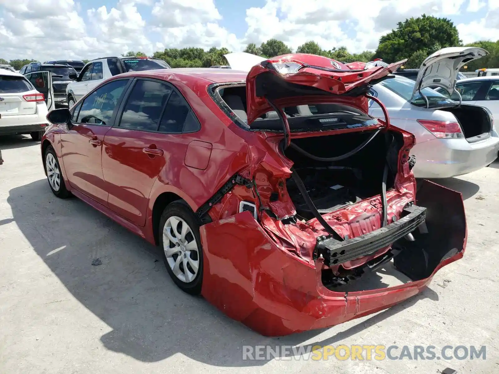 3 Photograph of a damaged car JTDEPRAE5LJ013955 TOYOTA COROLLA 2020