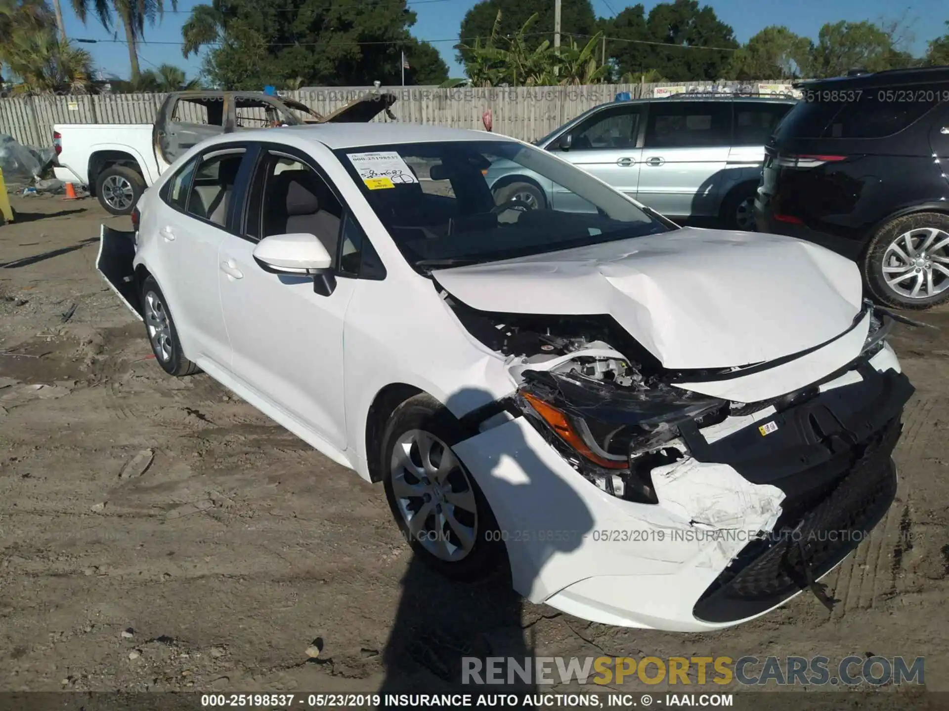 1 Photograph of a damaged car JTDEPRAE5LJ015026 TOYOTA COROLLA 2020