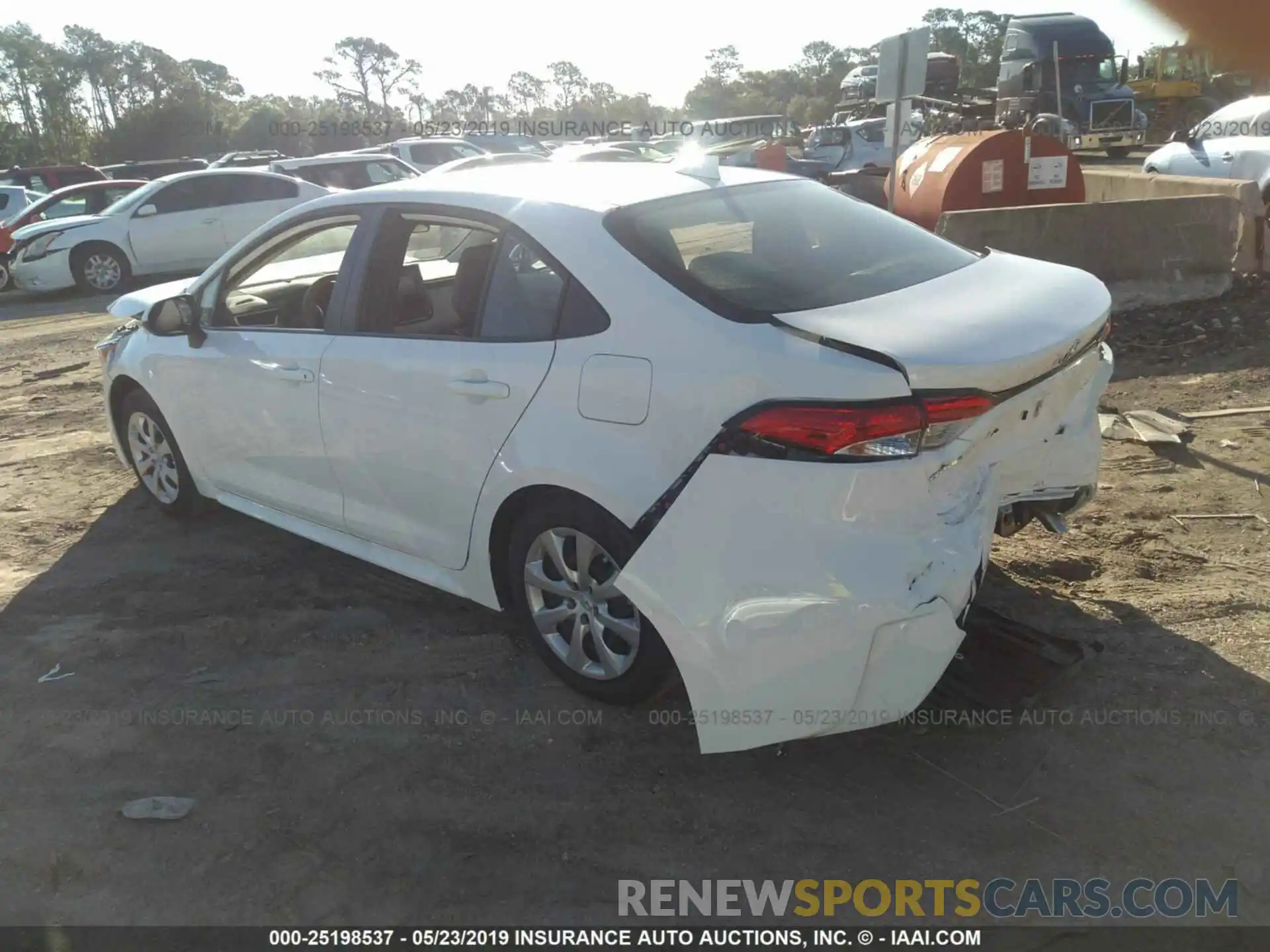 3 Photograph of a damaged car JTDEPRAE5LJ015026 TOYOTA COROLLA 2020