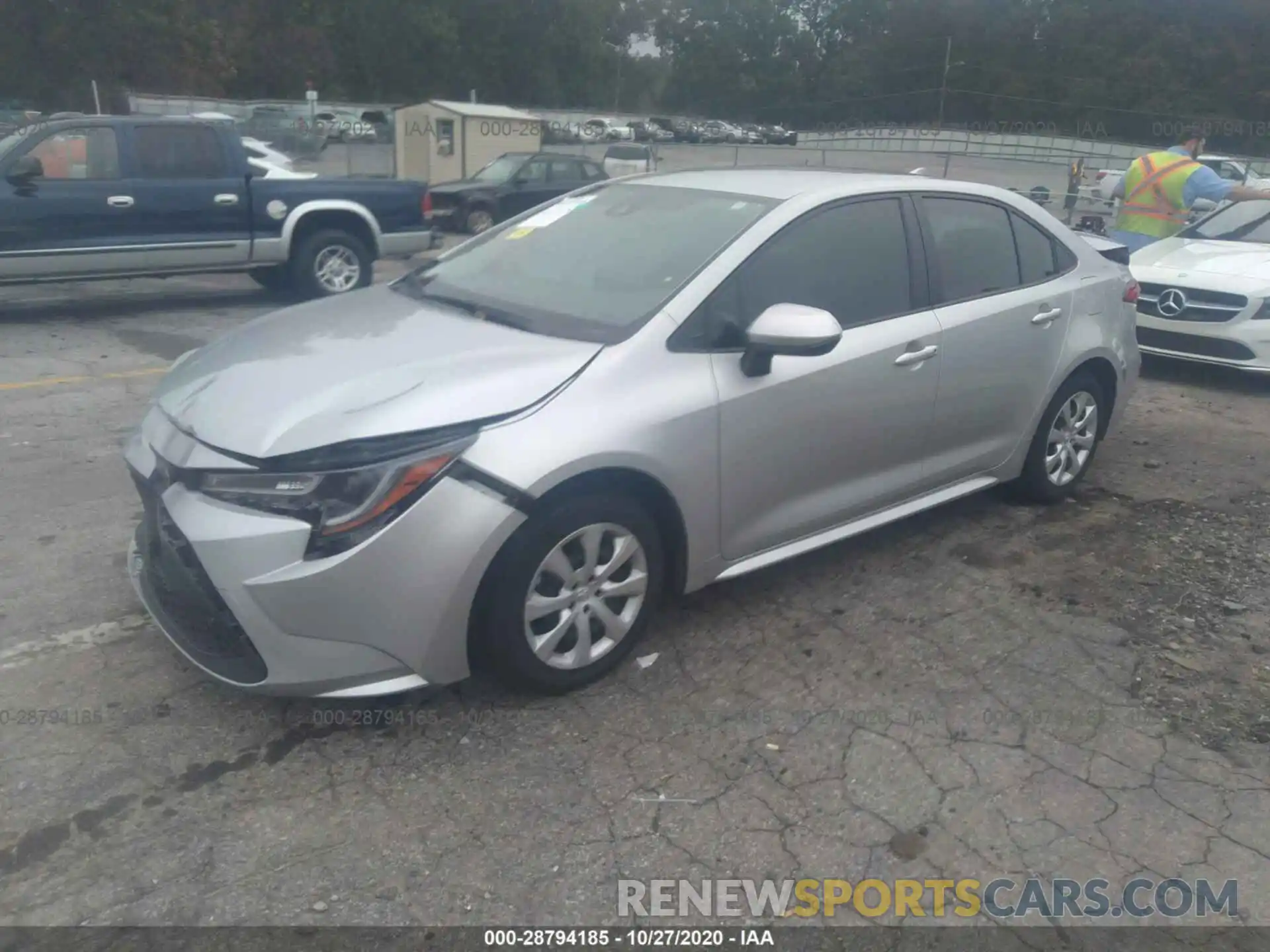 2 Photograph of a damaged car JTDEPRAE5LJ016175 TOYOTA COROLLA 2020