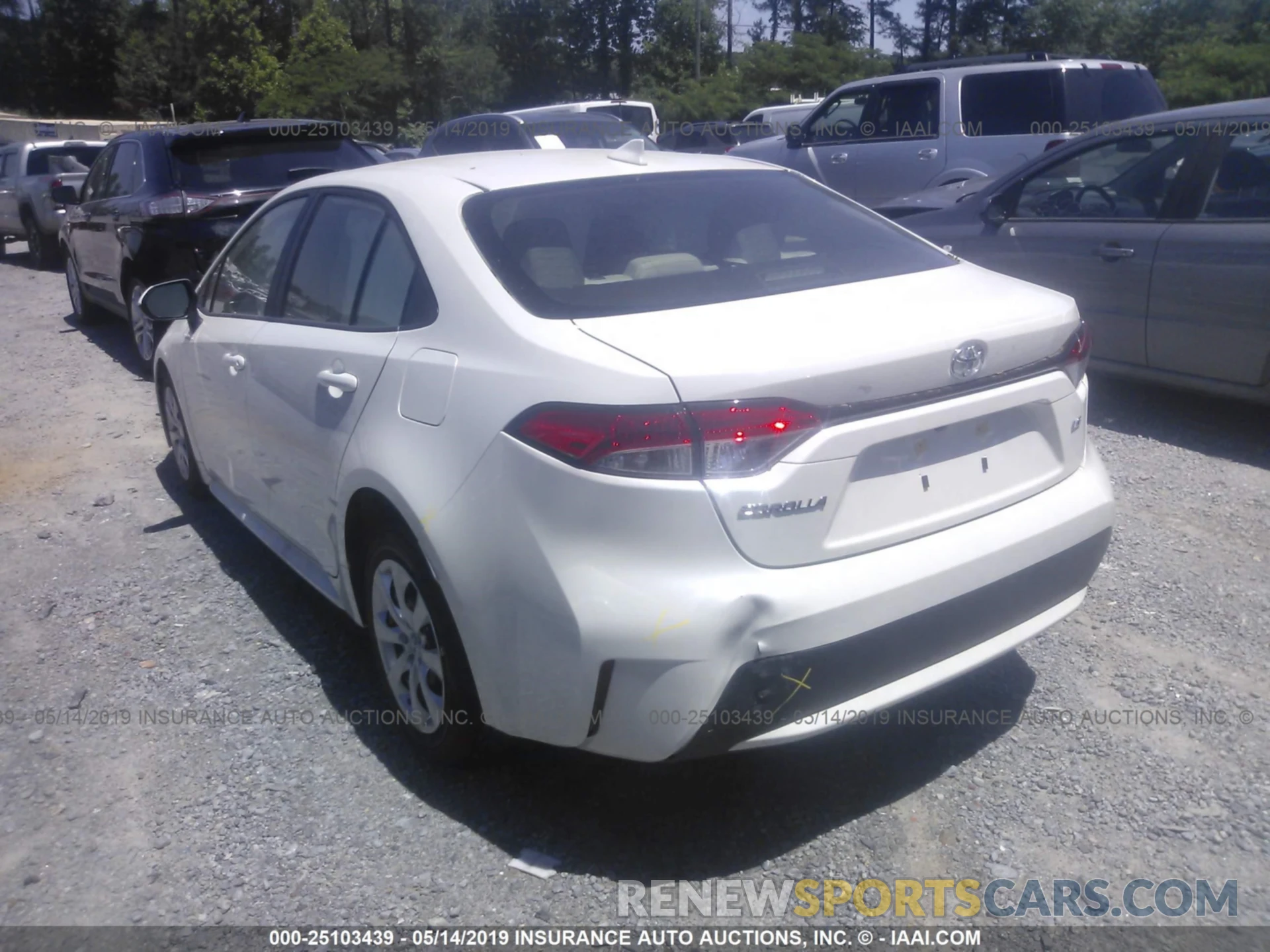 3 Photograph of a damaged car JTDEPRAE5LJ019013 TOYOTA COROLLA 2020