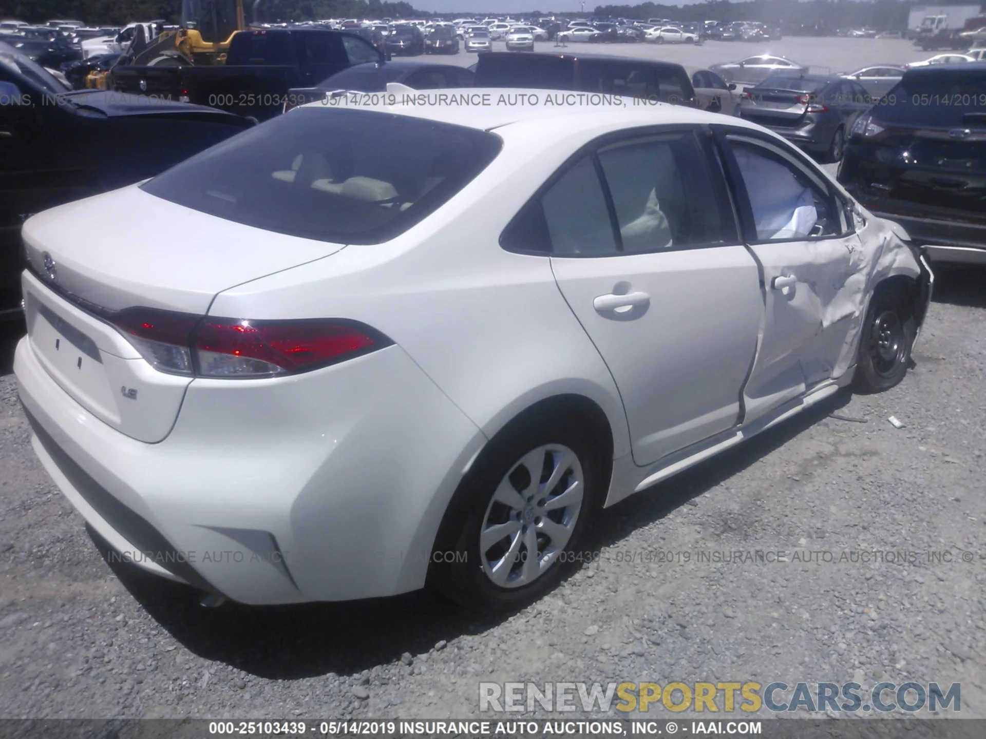 4 Photograph of a damaged car JTDEPRAE5LJ019013 TOYOTA COROLLA 2020