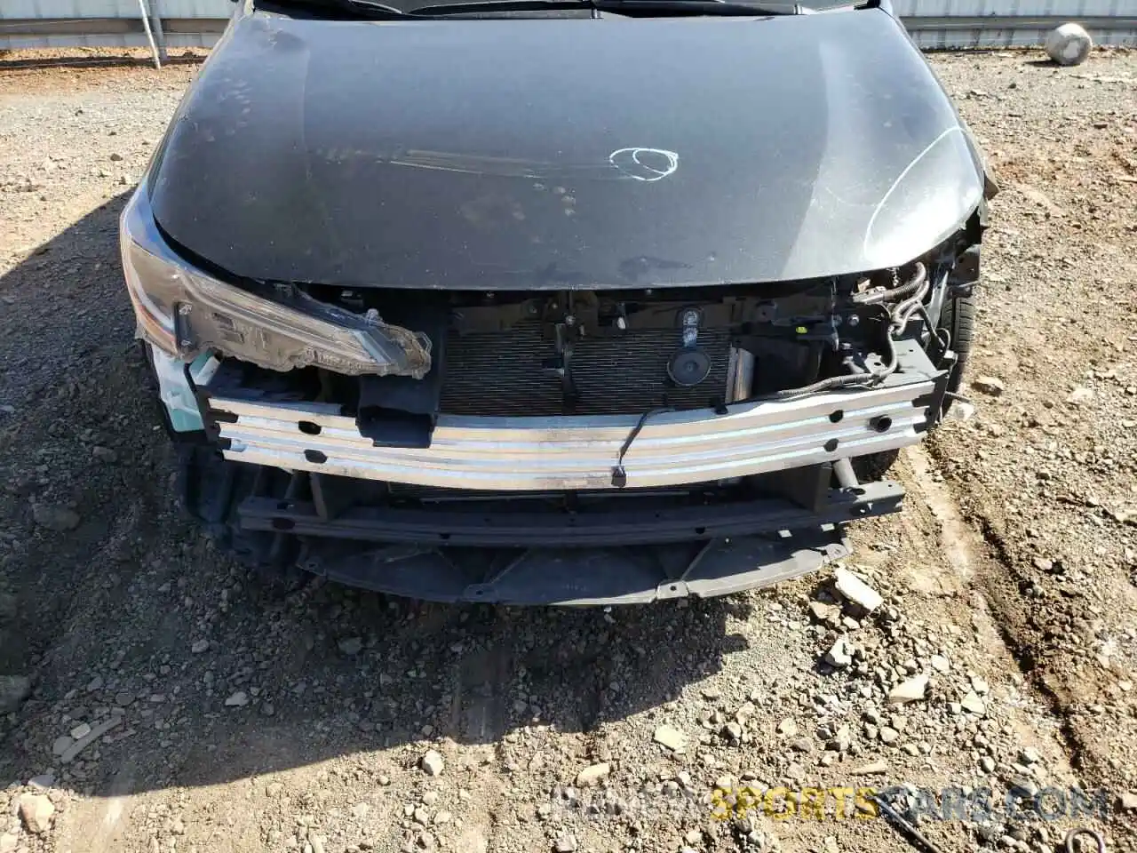 9 Photograph of a damaged car JTDEPRAE5LJ019593 TOYOTA COROLLA 2020