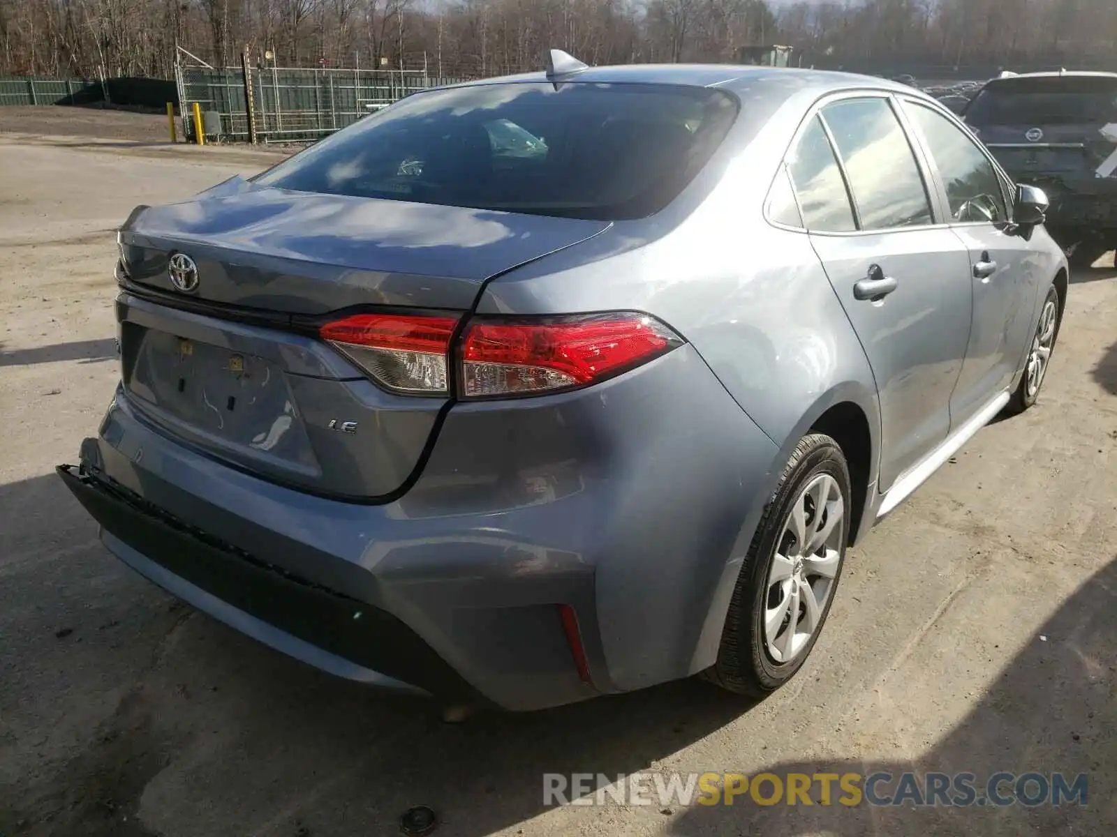 4 Photograph of a damaged car JTDEPRAE5LJ020047 TOYOTA COROLLA 2020