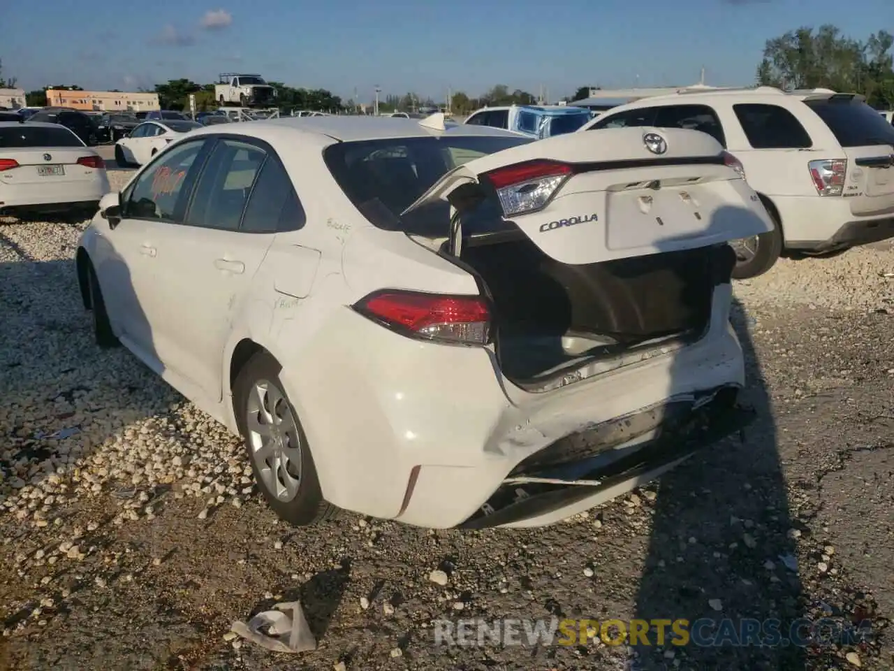 3 Photograph of a damaged car JTDEPRAE5LJ020257 TOYOTA COROLLA 2020