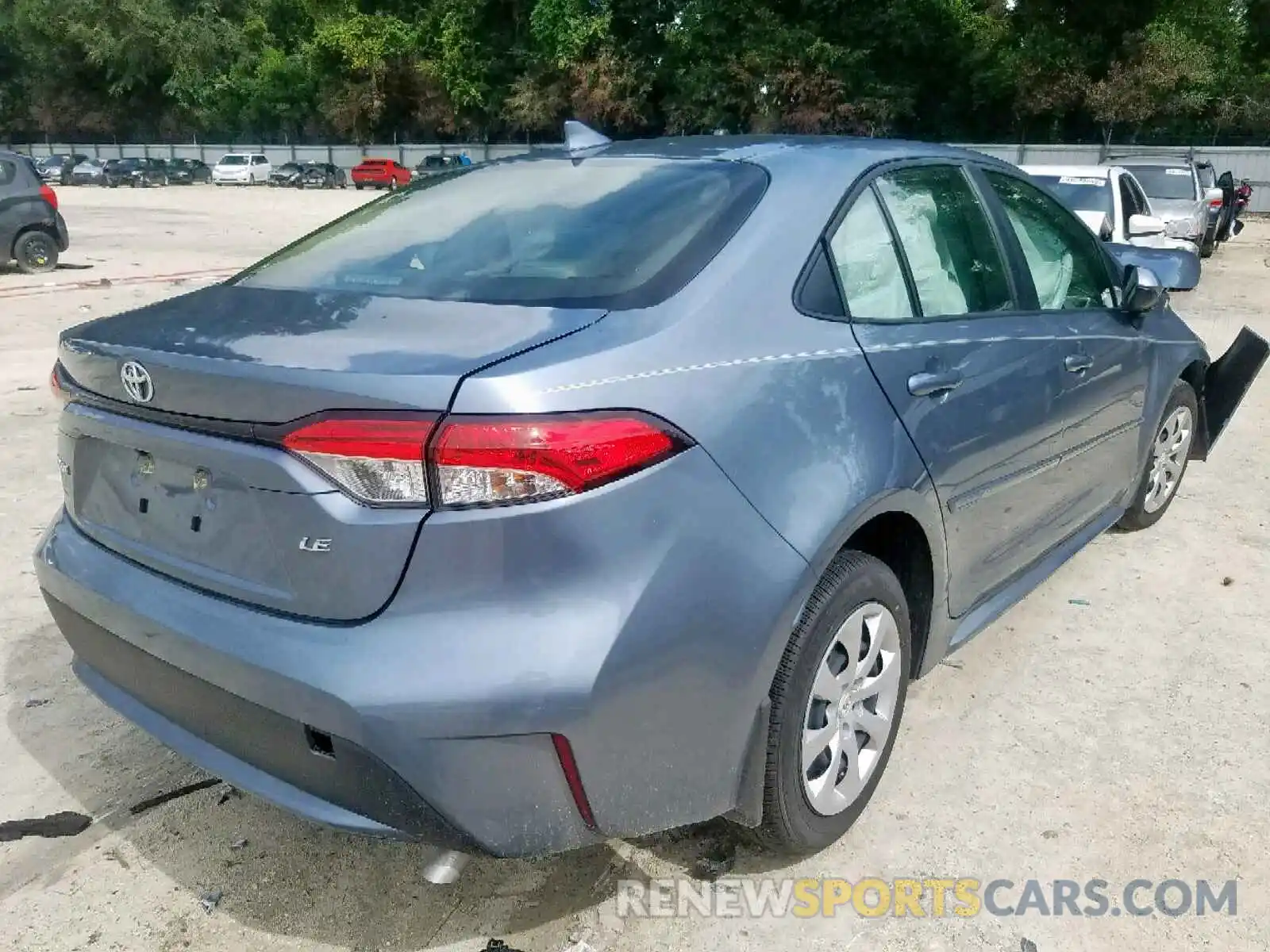 4 Photograph of a damaged car JTDEPRAE5LJ020551 TOYOTA COROLLA 2020