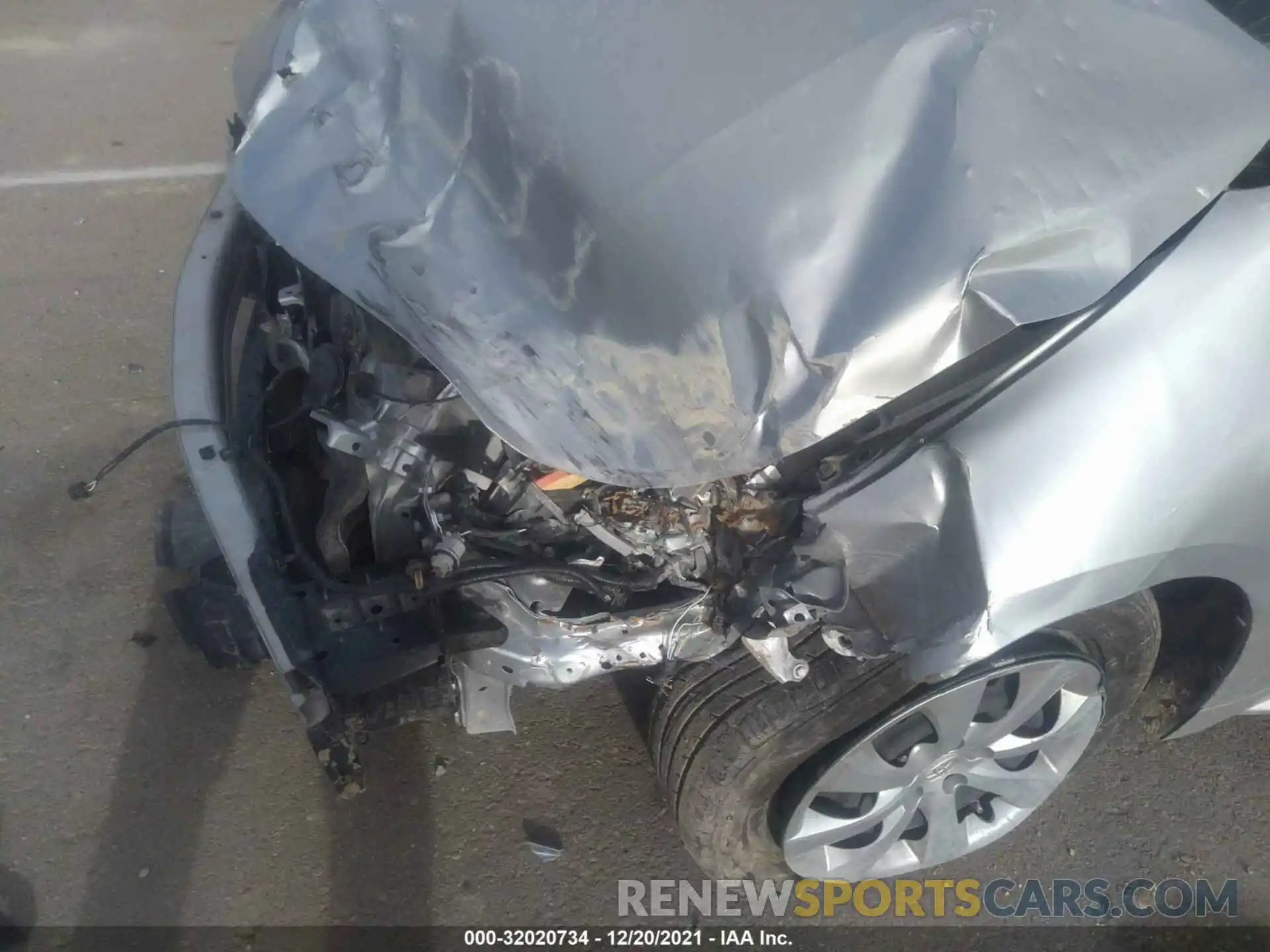 6 Photograph of a damaged car JTDEPRAE5LJ021196 TOYOTA COROLLA 2020