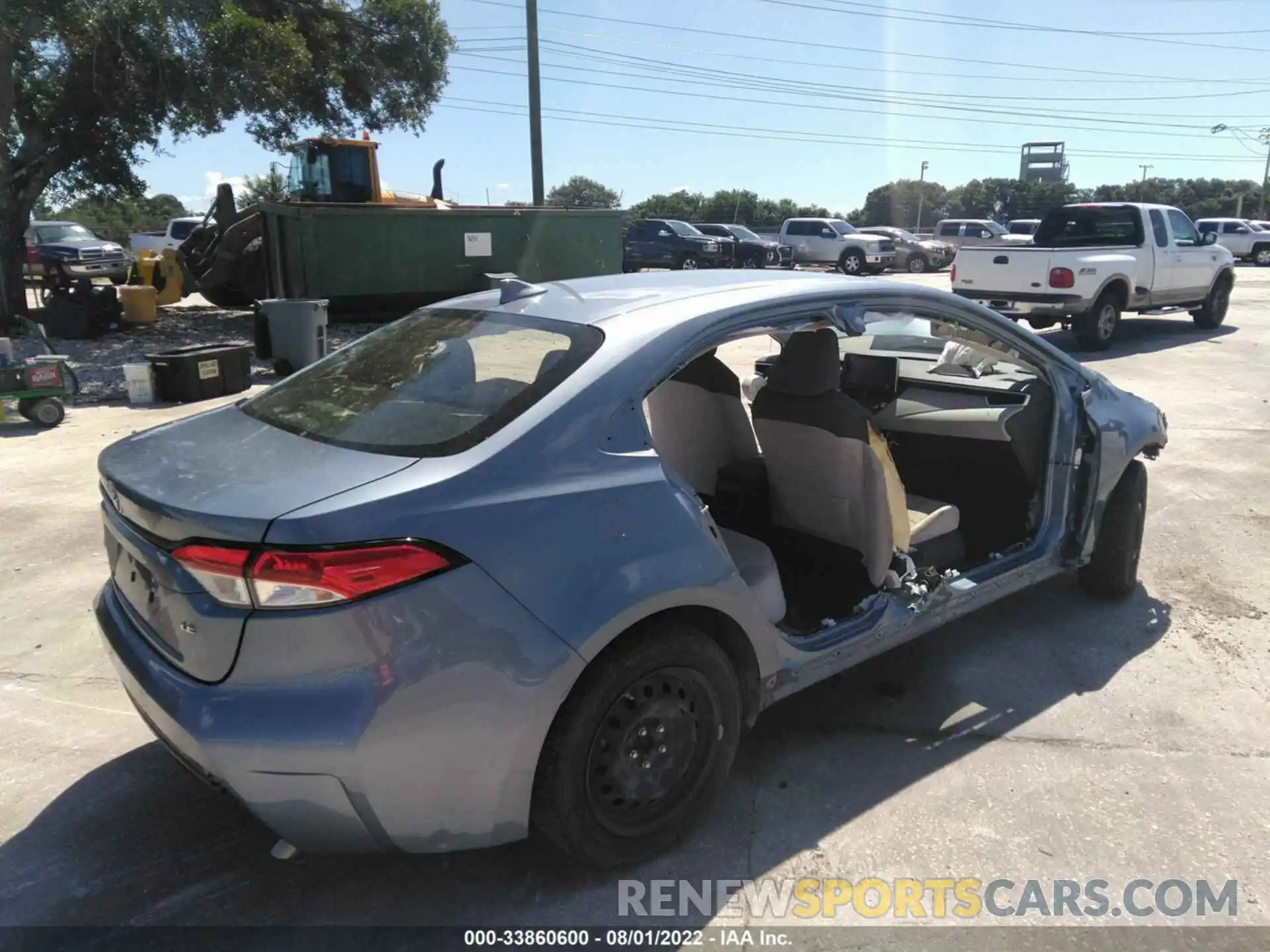 4 Photograph of a damaged car JTDEPRAE5LJ021358 TOYOTA COROLLA 2020