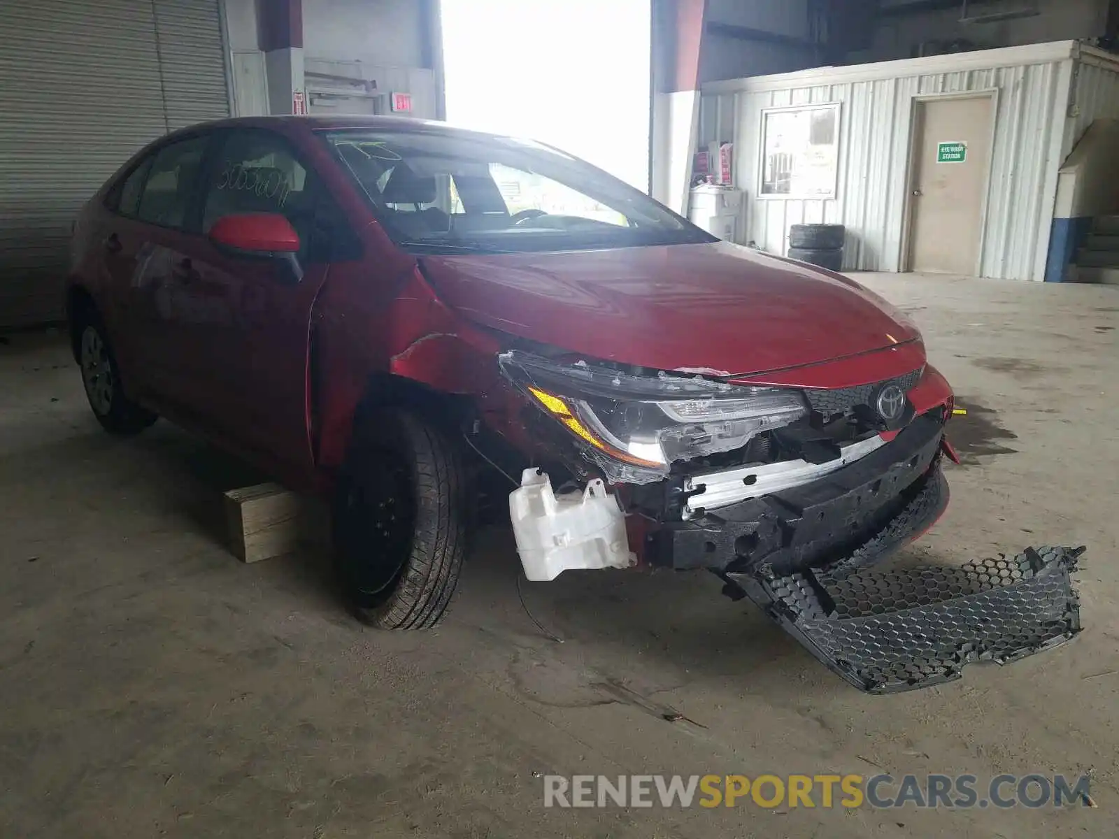 1 Photograph of a damaged car JTDEPRAE5LJ021683 TOYOTA COROLLA 2020