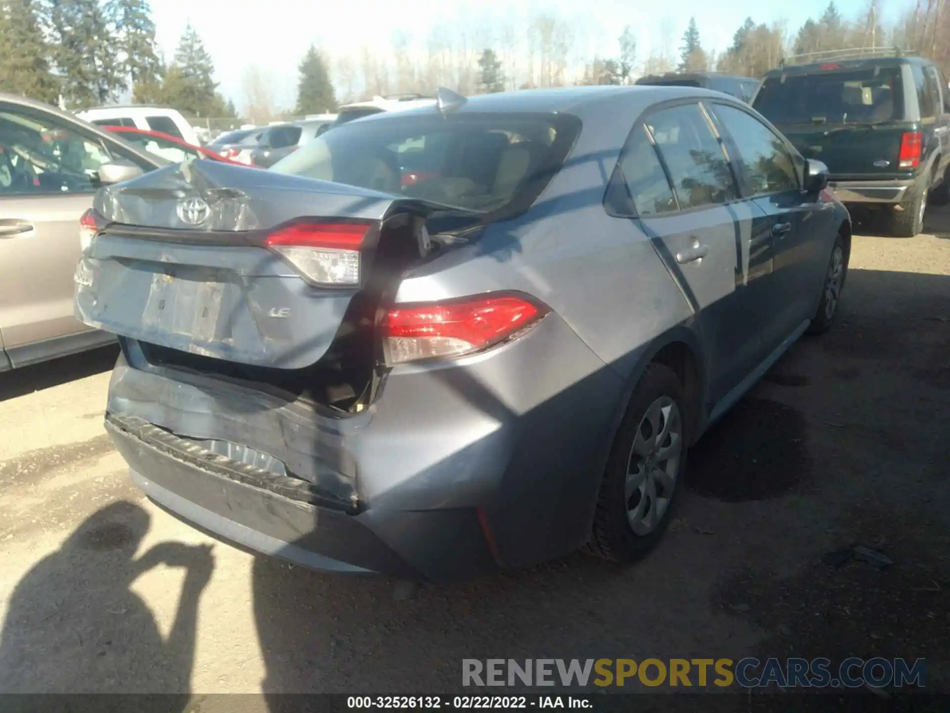 4 Photograph of a damaged car JTDEPRAE5LJ022719 TOYOTA COROLLA 2020