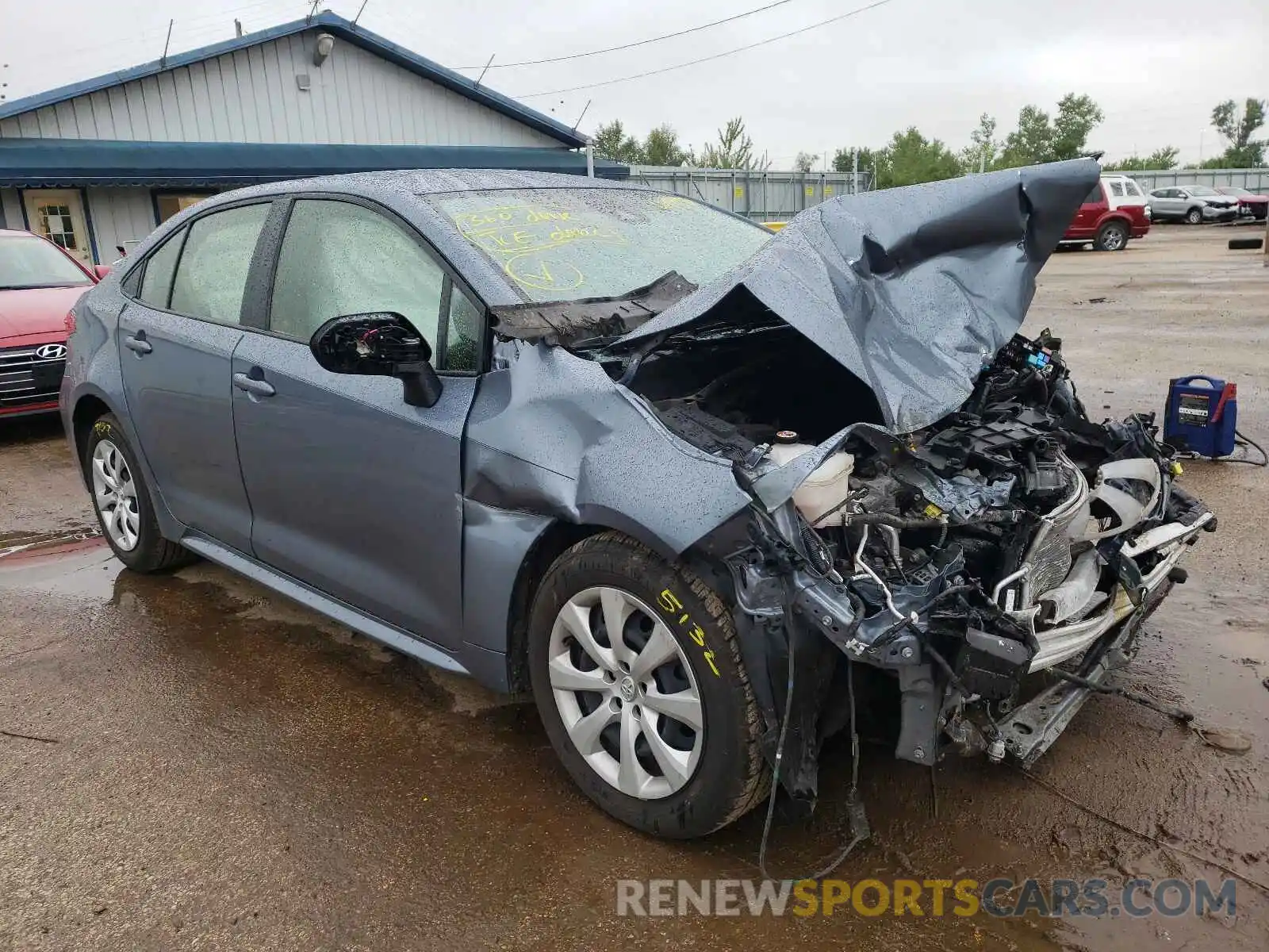 1 Photograph of a damaged car JTDEPRAE5LJ022767 TOYOTA COROLLA 2020