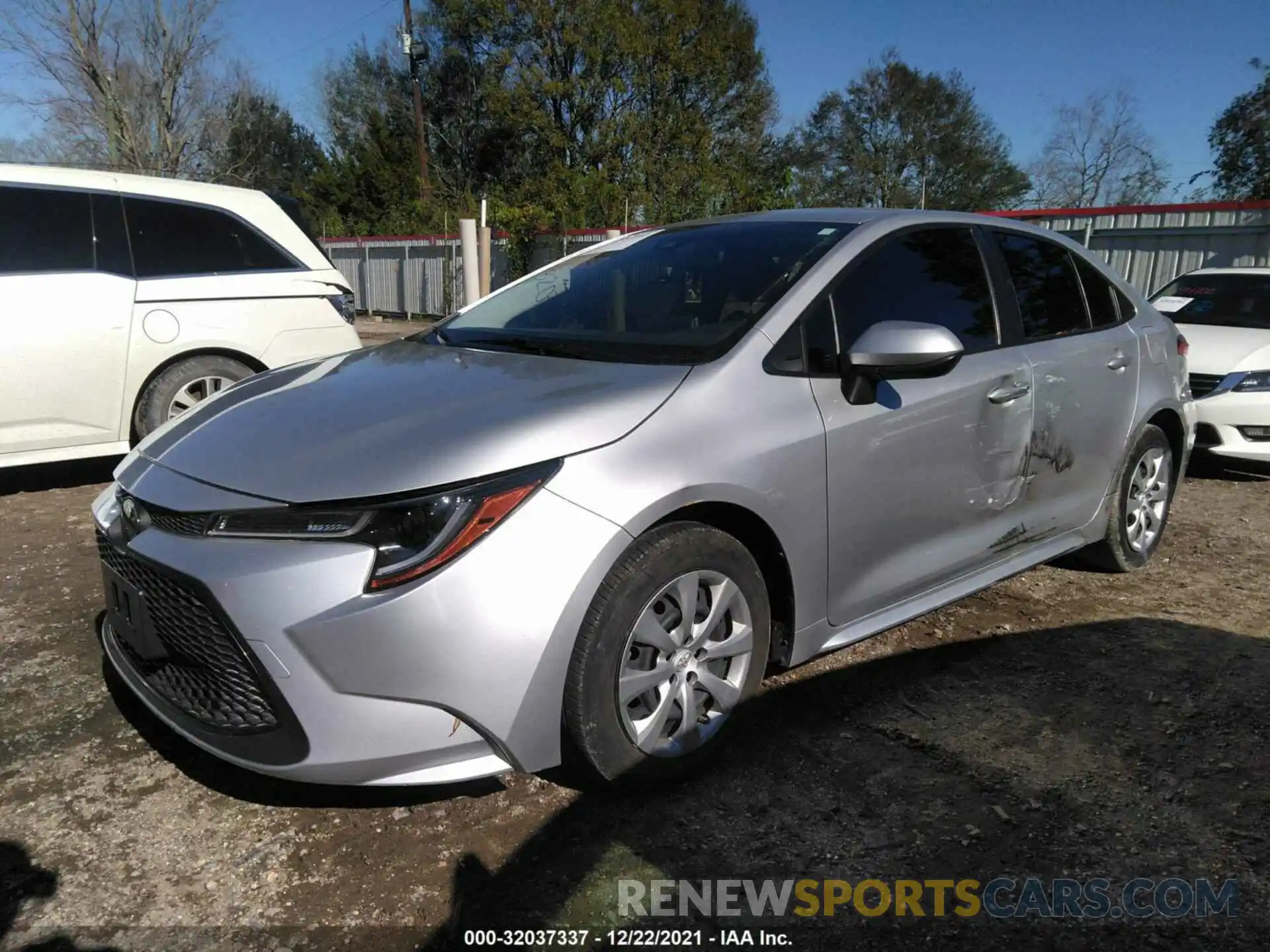 2 Photograph of a damaged car JTDEPRAE5LJ023689 TOYOTA COROLLA 2020