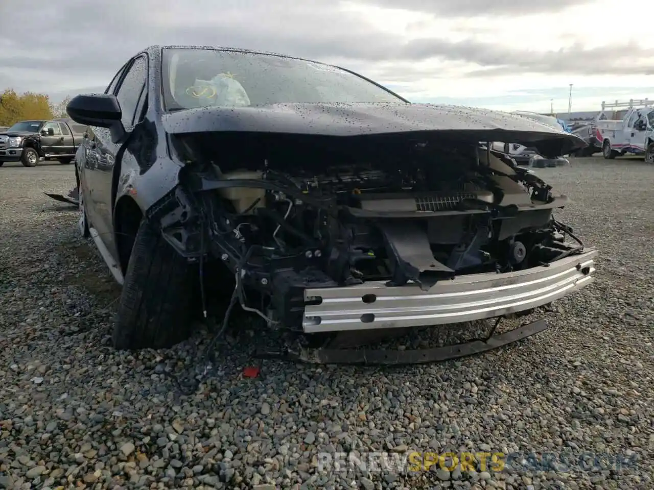 9 Photograph of a damaged car JTDEPRAE5LJ023871 TOYOTA COROLLA 2020