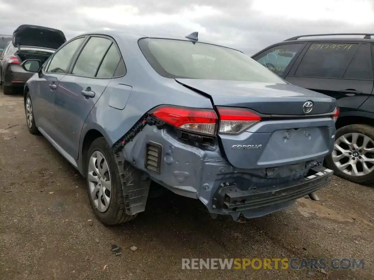 3 Photograph of a damaged car JTDEPRAE5LJ024065 TOYOTA COROLLA 2020