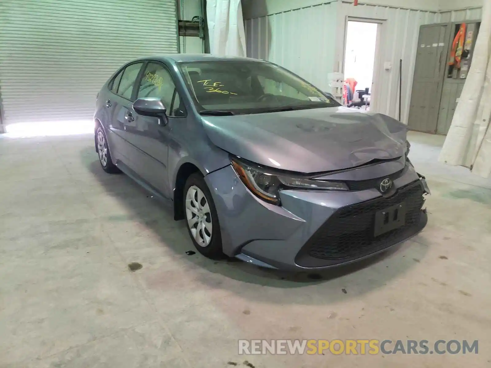 1 Photograph of a damaged car JTDEPRAE5LJ024535 TOYOTA COROLLA 2020