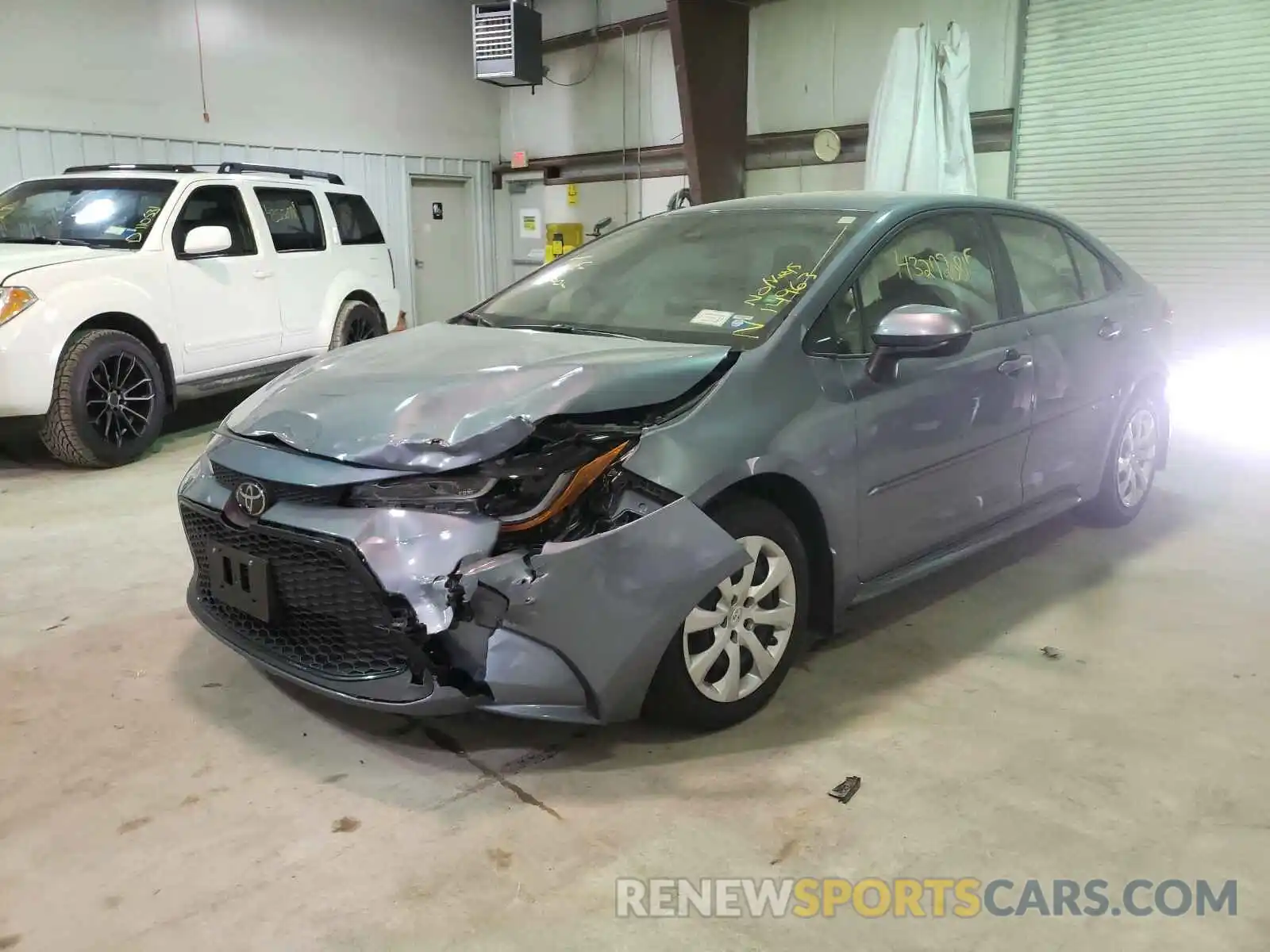 2 Photograph of a damaged car JTDEPRAE5LJ024535 TOYOTA COROLLA 2020