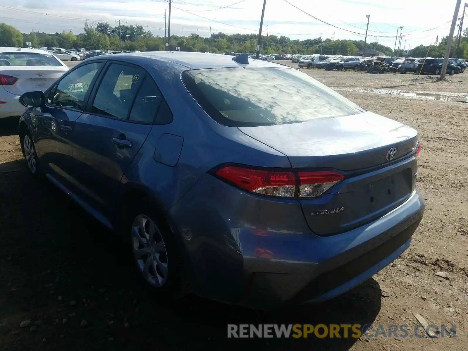 3 Photograph of a damaged car JTDEPRAE5LJ024762 TOYOTA COROLLA 2020