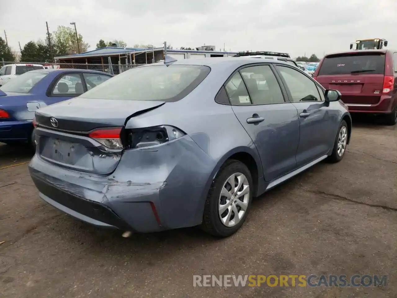 4 Photograph of a damaged car JTDEPRAE5LJ025104 TOYOTA COROLLA 2020