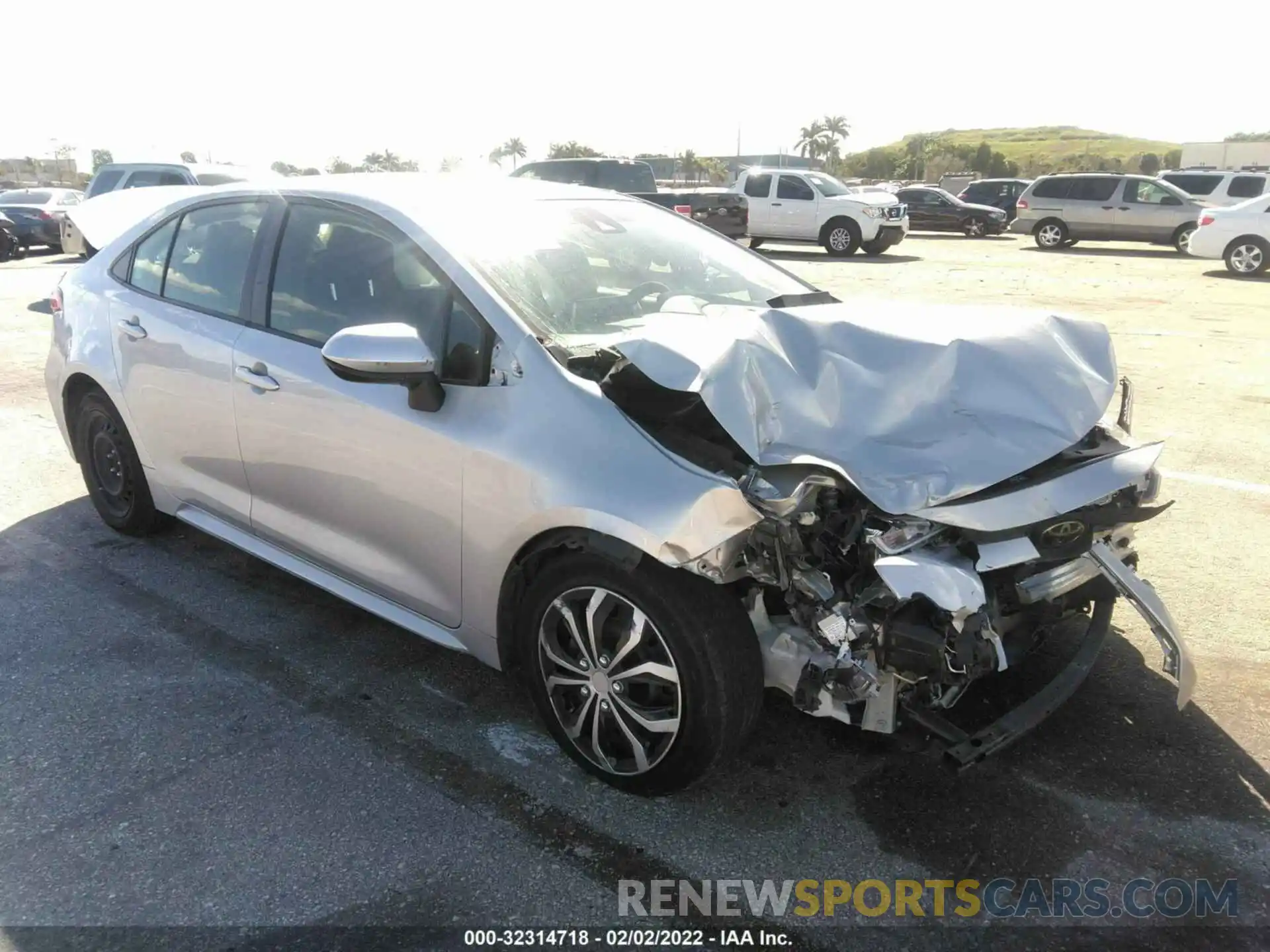 1 Photograph of a damaged car JTDEPRAE5LJ025457 TOYOTA COROLLA 2020