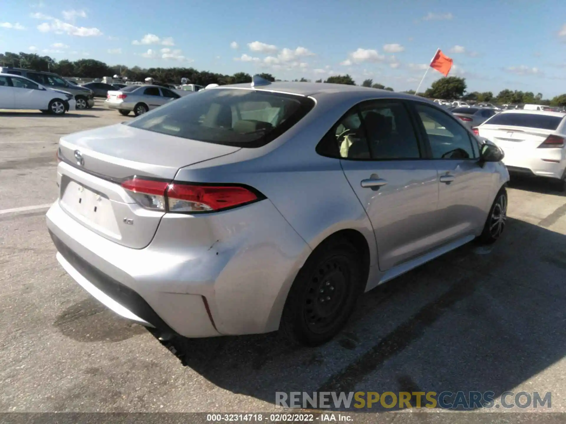 4 Photograph of a damaged car JTDEPRAE5LJ025457 TOYOTA COROLLA 2020