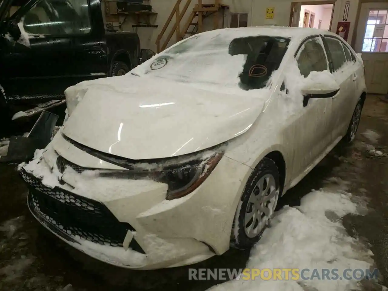 2 Photograph of a damaged car JTDEPRAE5LJ026267 TOYOTA COROLLA 2020