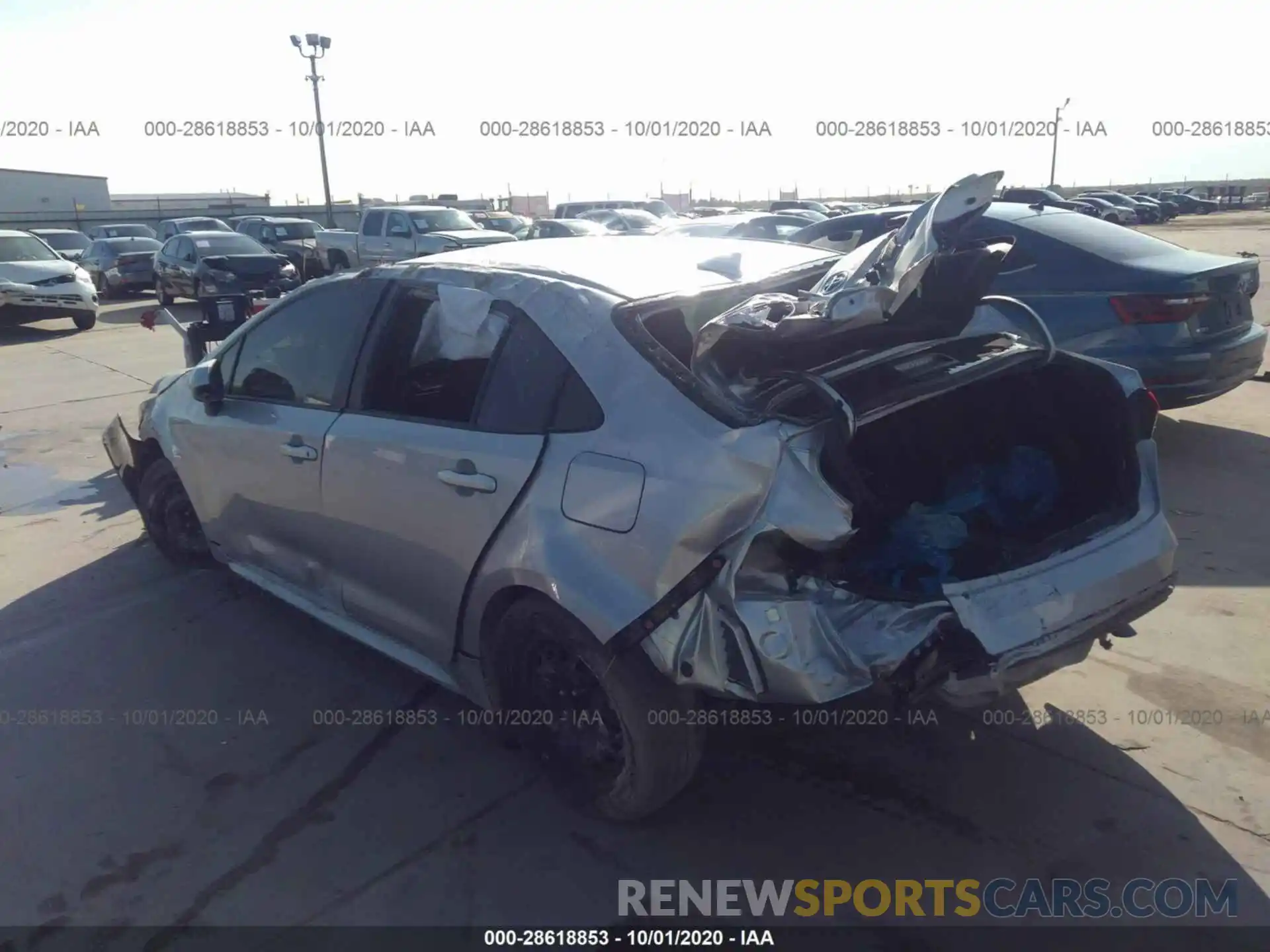 3 Photograph of a damaged car JTDEPRAE5LJ027631 TOYOTA COROLLA 2020