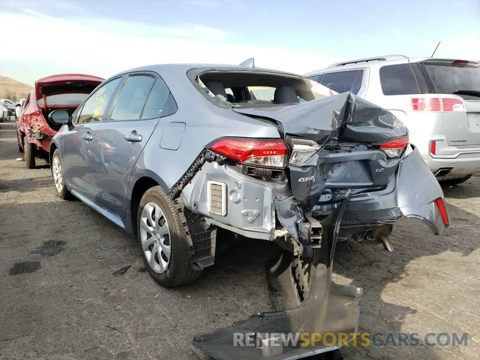 3 Photograph of a damaged car JTDEPRAE5LJ028066 TOYOTA COROLLA 2020