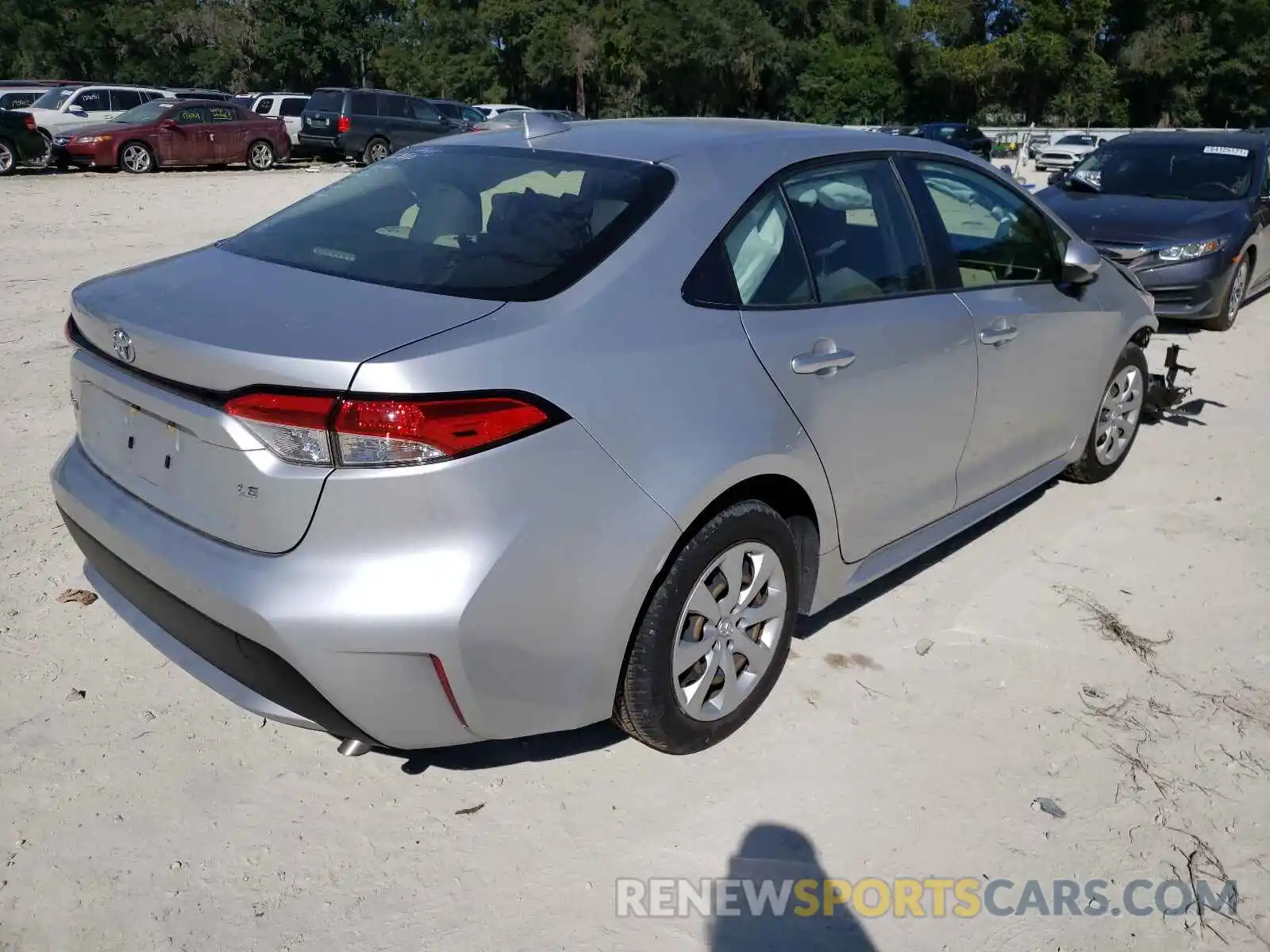 4 Photograph of a damaged car JTDEPRAE5LJ029377 TOYOTA COROLLA 2020