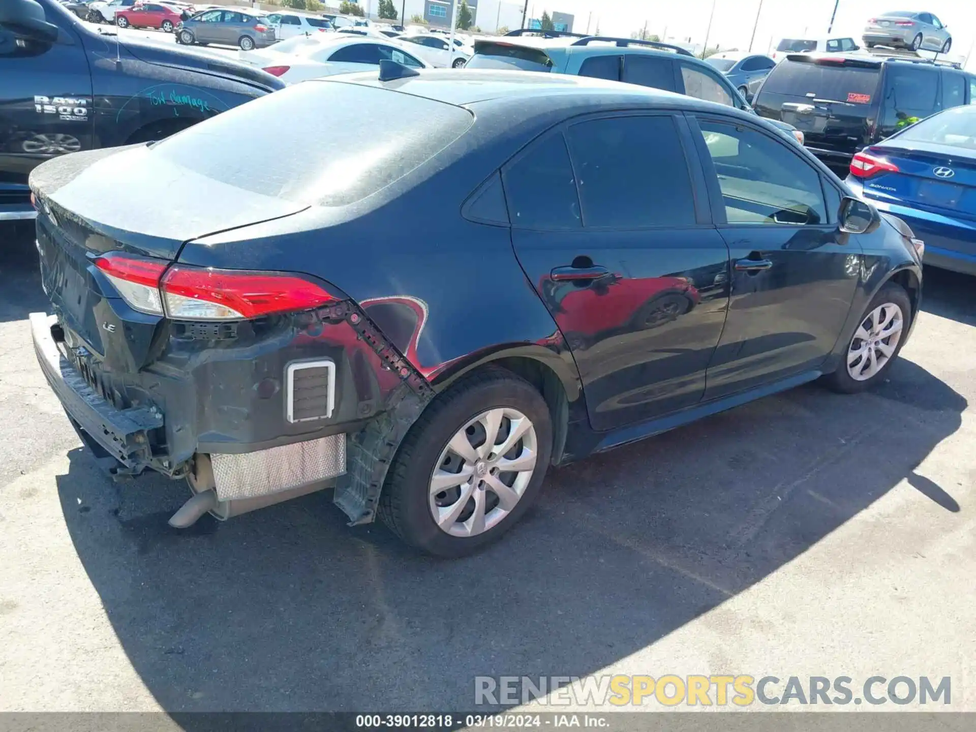 4 Photograph of a damaged car JTDEPRAE5LJ029931 TOYOTA COROLLA 2020