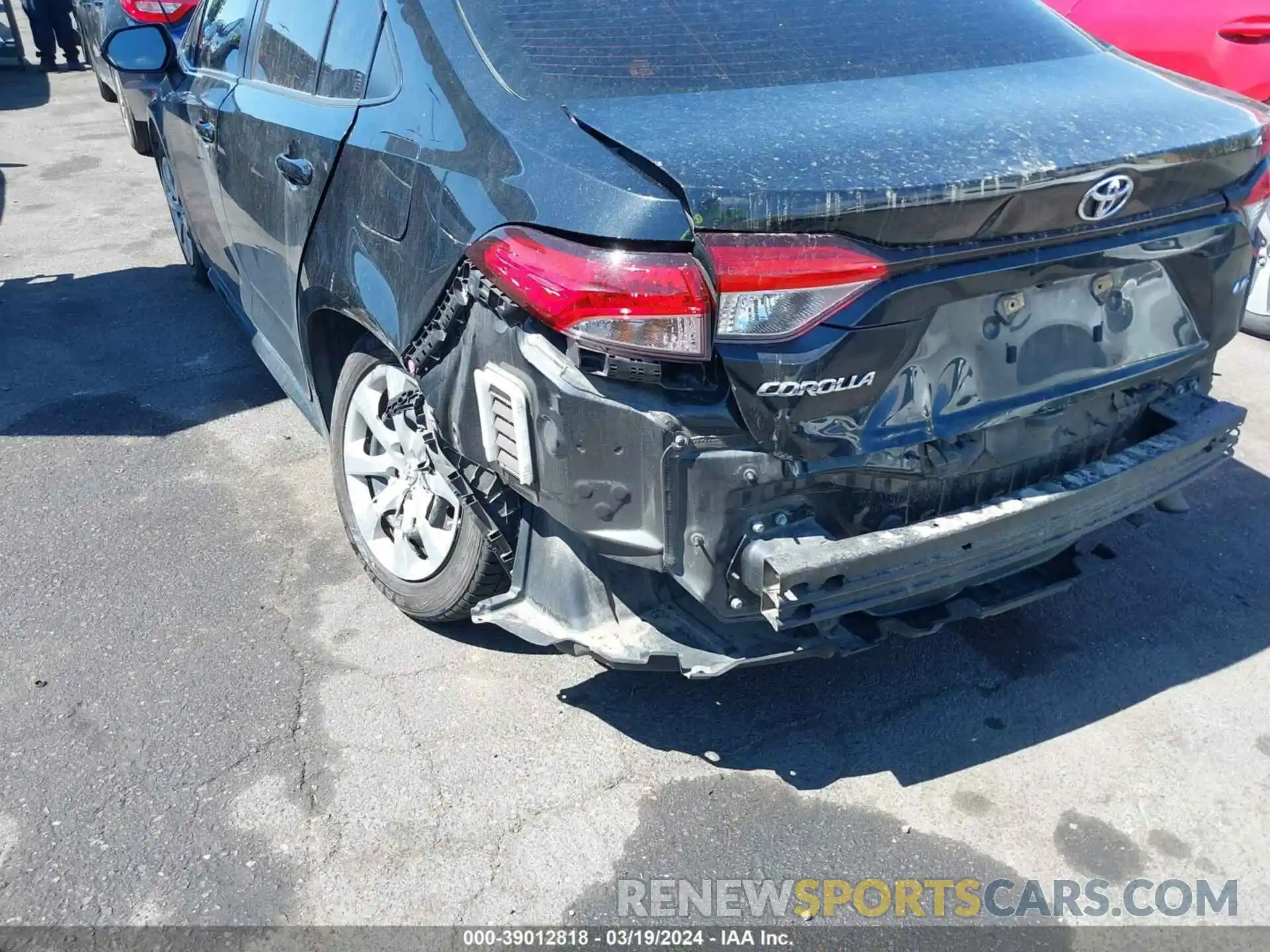 6 Photograph of a damaged car JTDEPRAE5LJ029931 TOYOTA COROLLA 2020