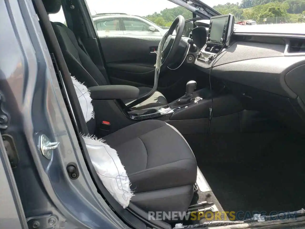 5 Photograph of a damaged car JTDEPRAE5LJ029962 TOYOTA COROLLA 2020