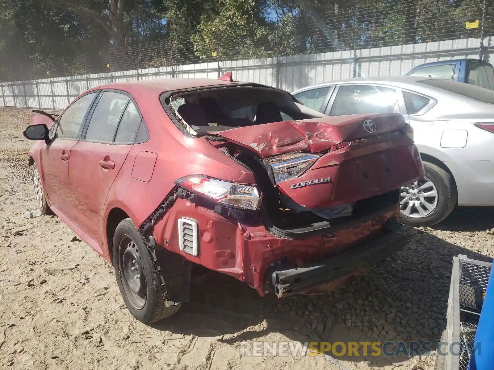 3 Photograph of a damaged car JTDEPRAE5LJ031890 TOYOTA COROLLA 2020