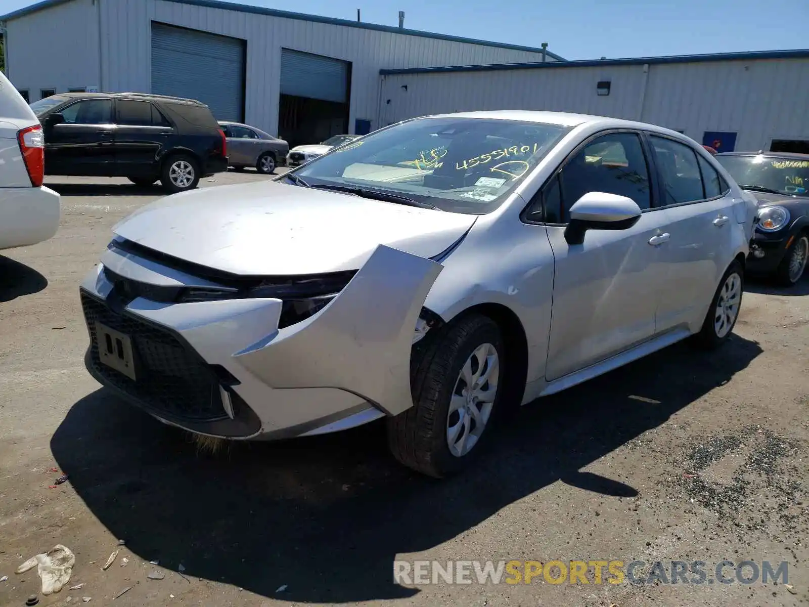 2 Photograph of a damaged car JTDEPRAE5LJ033266 TOYOTA COROLLA 2020