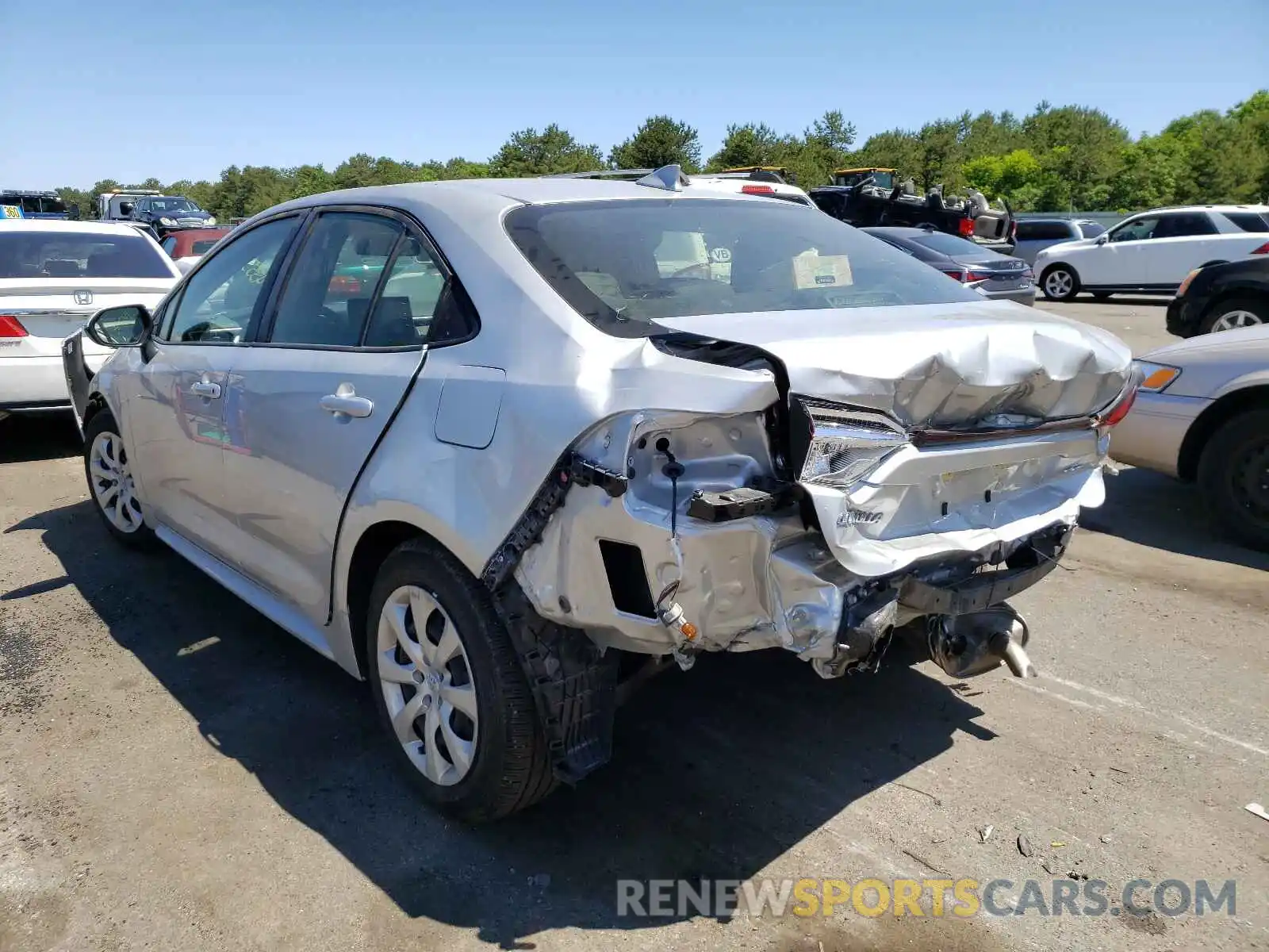 3 Photograph of a damaged car JTDEPRAE5LJ033266 TOYOTA COROLLA 2020