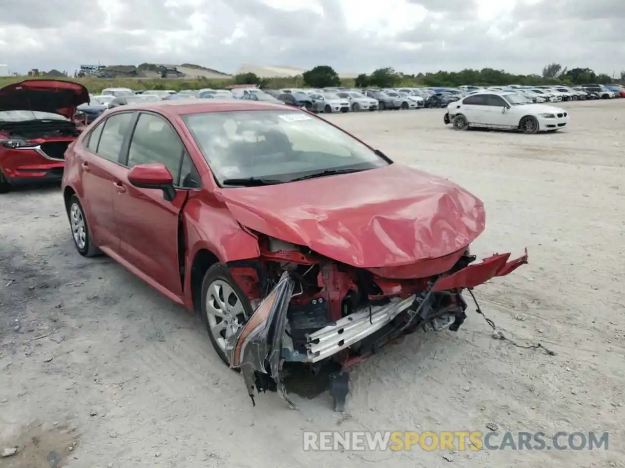 1 Photograph of a damaged car JTDEPRAE5LJ033722 TOYOTA COROLLA 2020