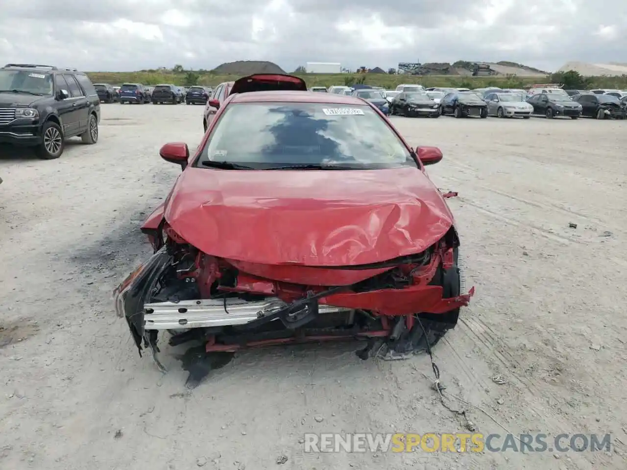 9 Photograph of a damaged car JTDEPRAE5LJ033722 TOYOTA COROLLA 2020