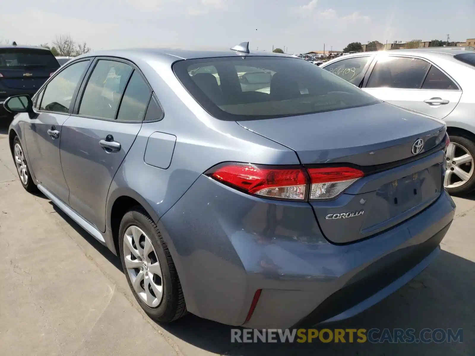 3 Photograph of a damaged car JTDEPRAE5LJ034238 TOYOTA COROLLA 2020