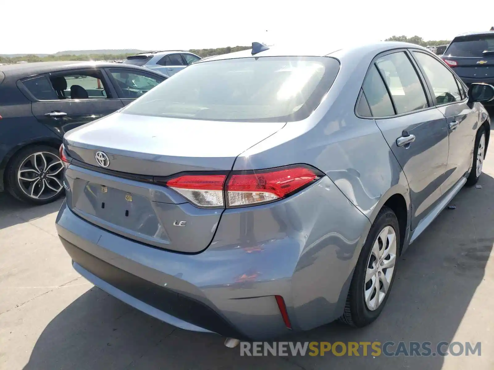 4 Photograph of a damaged car JTDEPRAE5LJ034238 TOYOTA COROLLA 2020