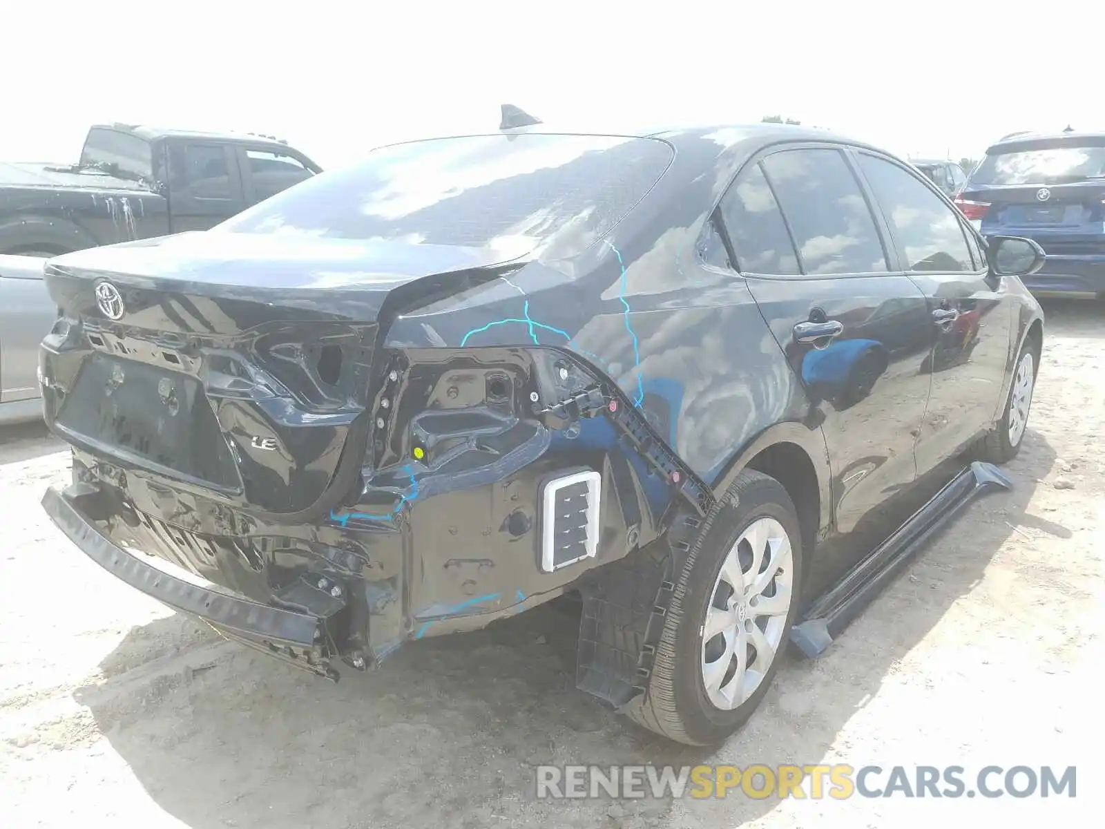 4 Photograph of a damaged car JTDEPRAE5LJ034904 TOYOTA COROLLA 2020