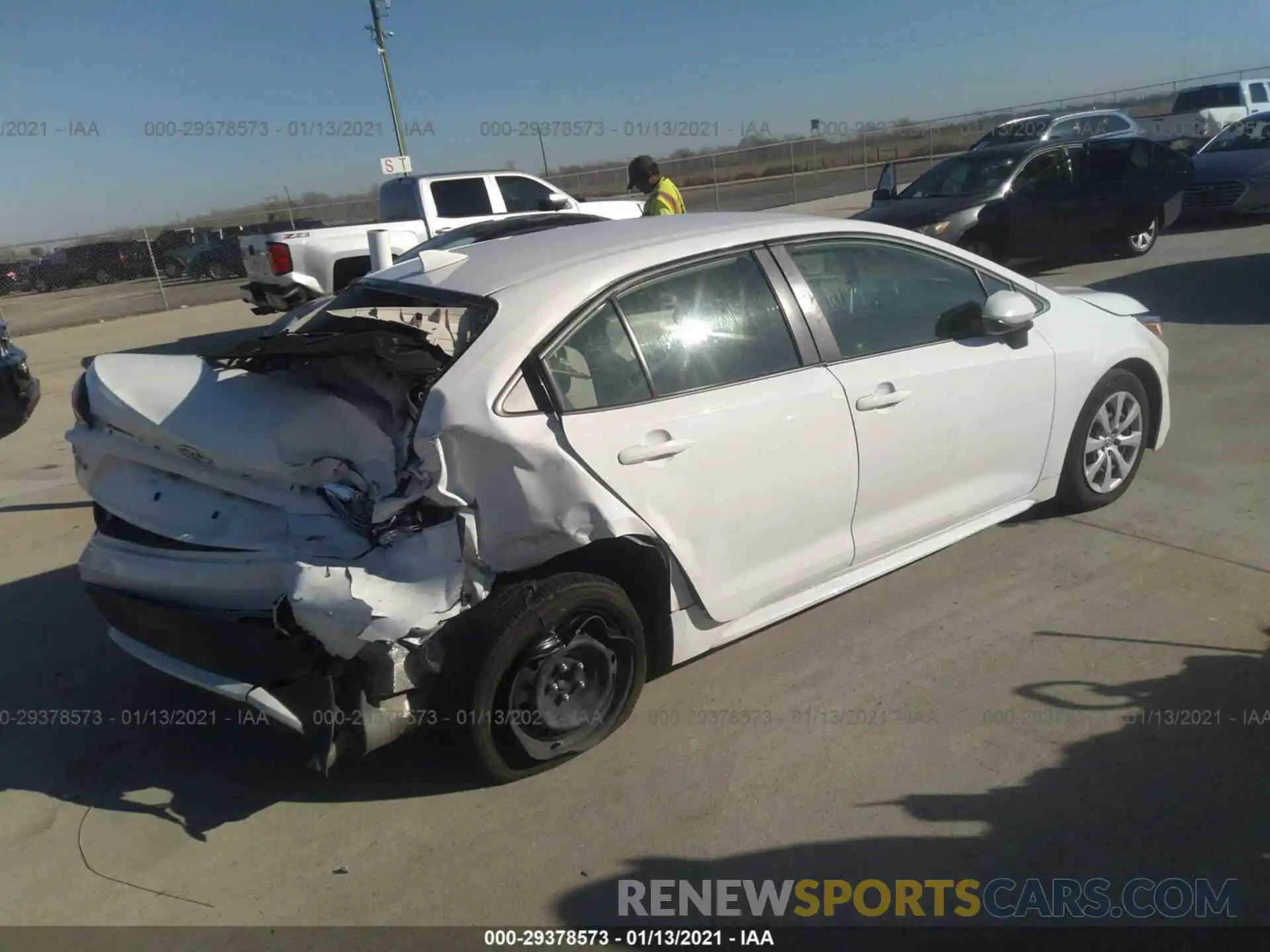 4 Photograph of a damaged car JTDEPRAE5LJ035003 TOYOTA COROLLA 2020