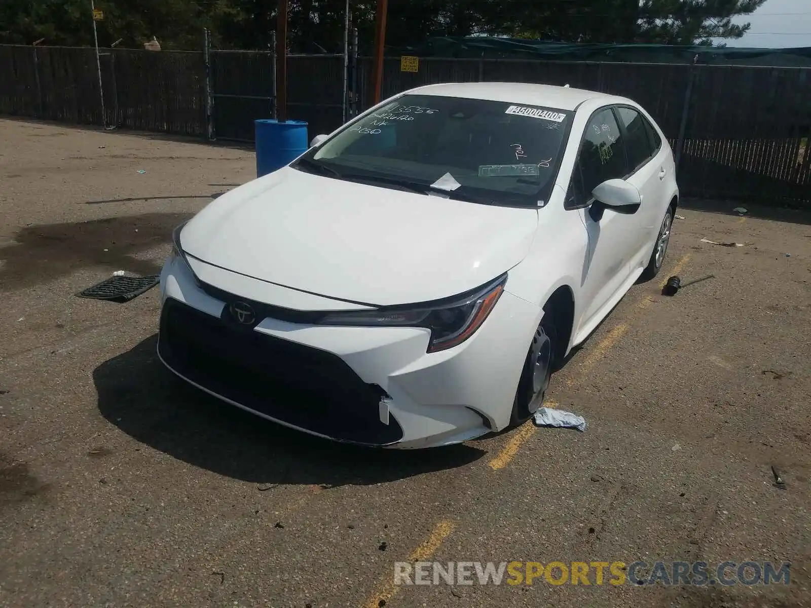 2 Photograph of a damaged car JTDEPRAE5LJ035213 TOYOTA COROLLA 2020