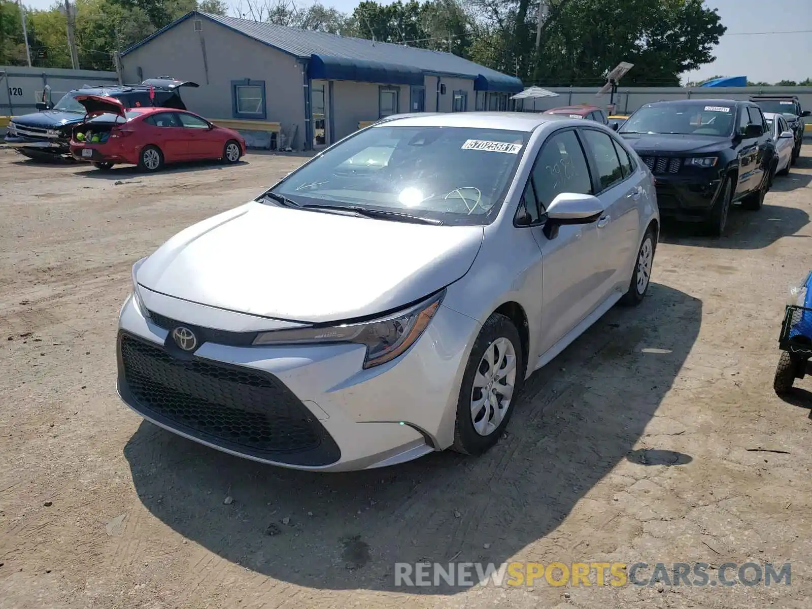 2 Photograph of a damaged car JTDEPRAE5LJ035227 TOYOTA COROLLA 2020