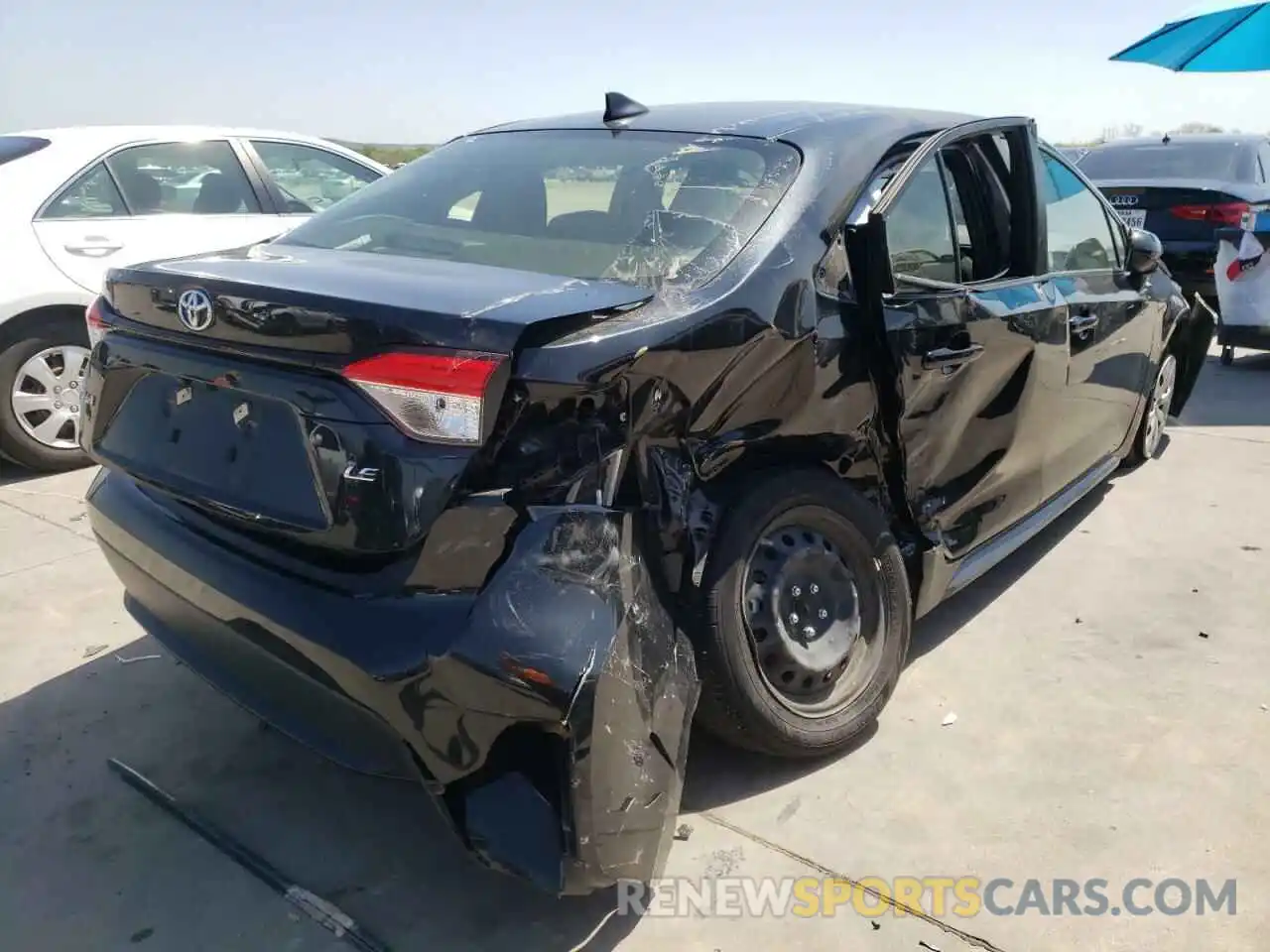 4 Photograph of a damaged car JTDEPRAE5LJ035860 TOYOTA COROLLA 2020