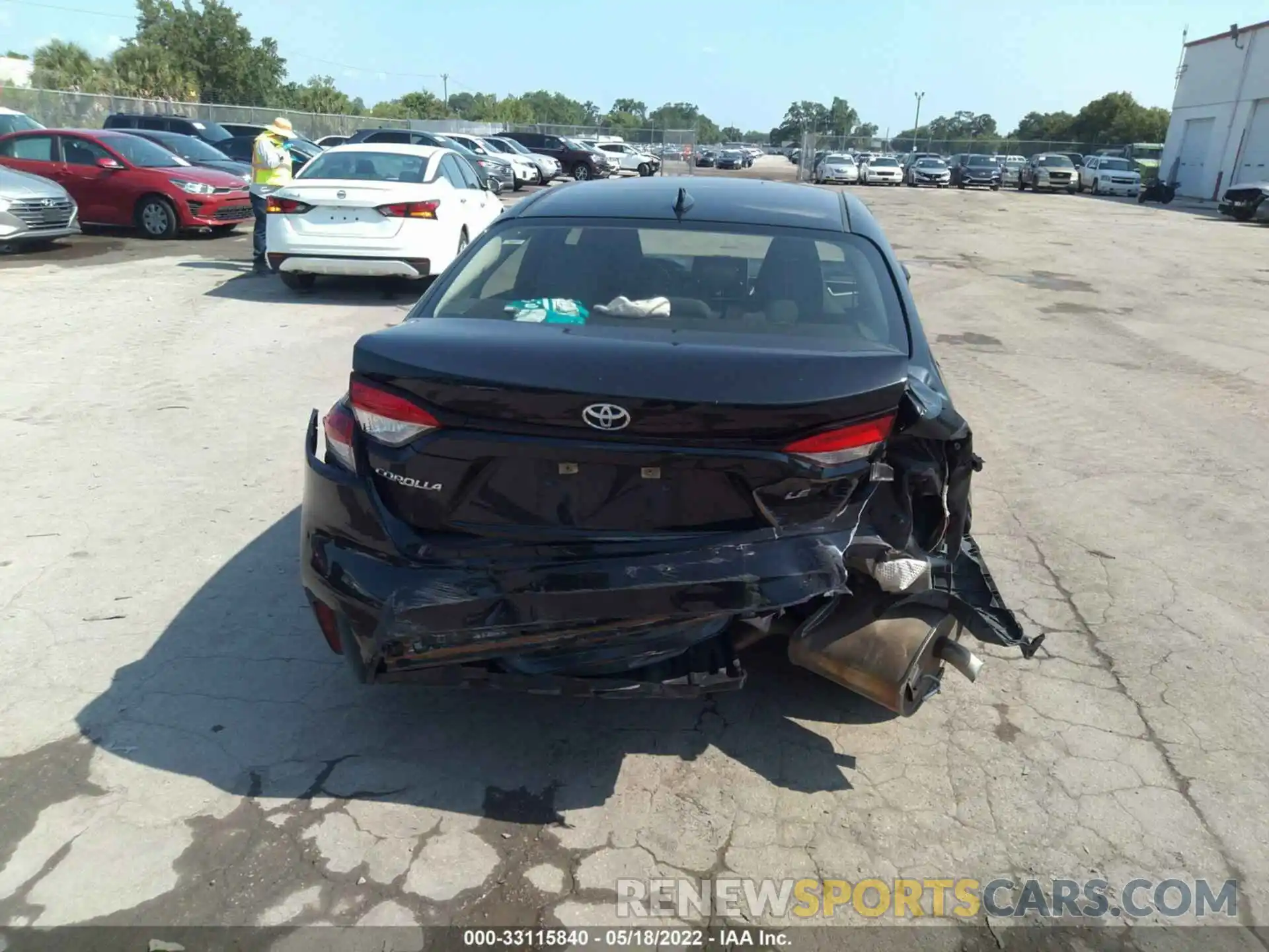 6 Photograph of a damaged car JTDEPRAE5LJ036989 TOYOTA COROLLA 2020