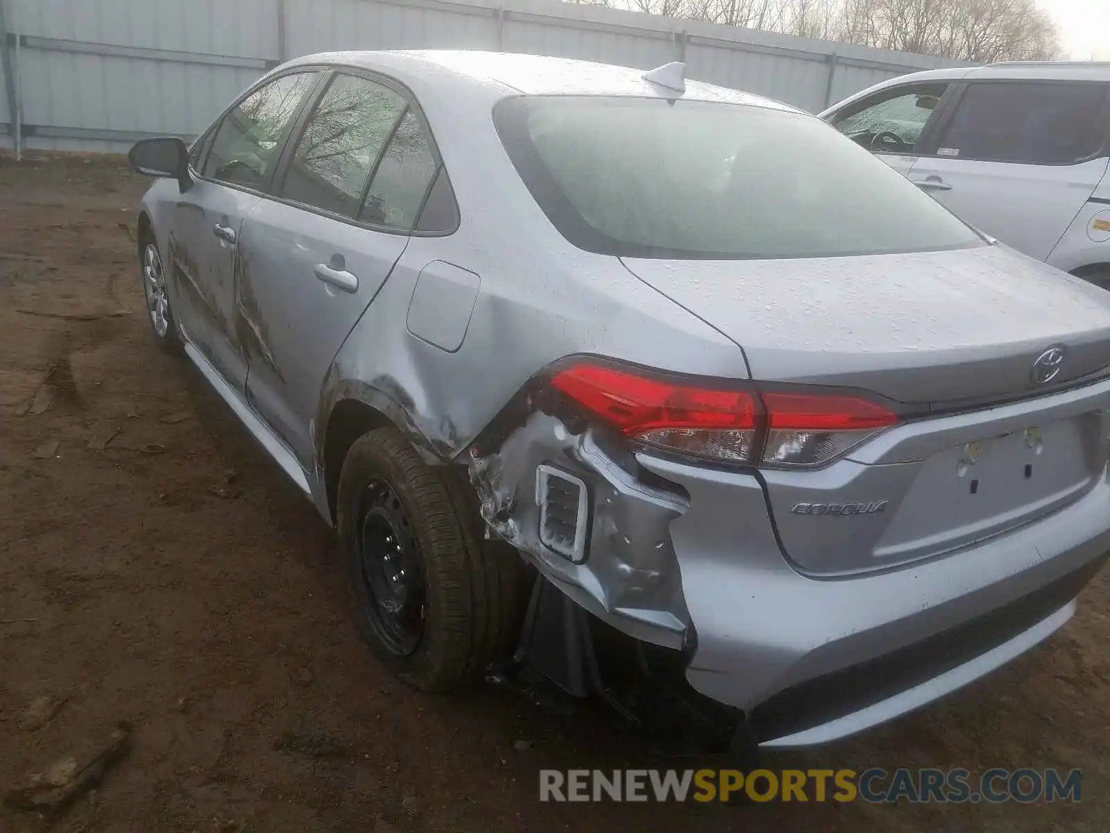 9 Photograph of a damaged car JTDEPRAE5LJ037513 TOYOTA COROLLA 2020