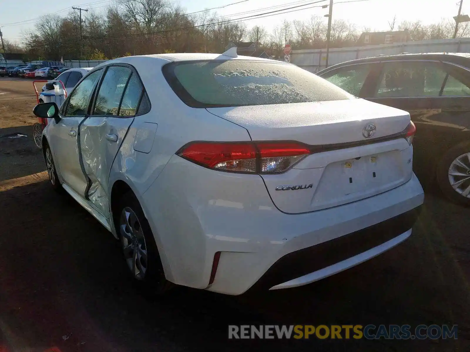 3 Photograph of a damaged car JTDEPRAE5LJ037687 TOYOTA COROLLA 2020