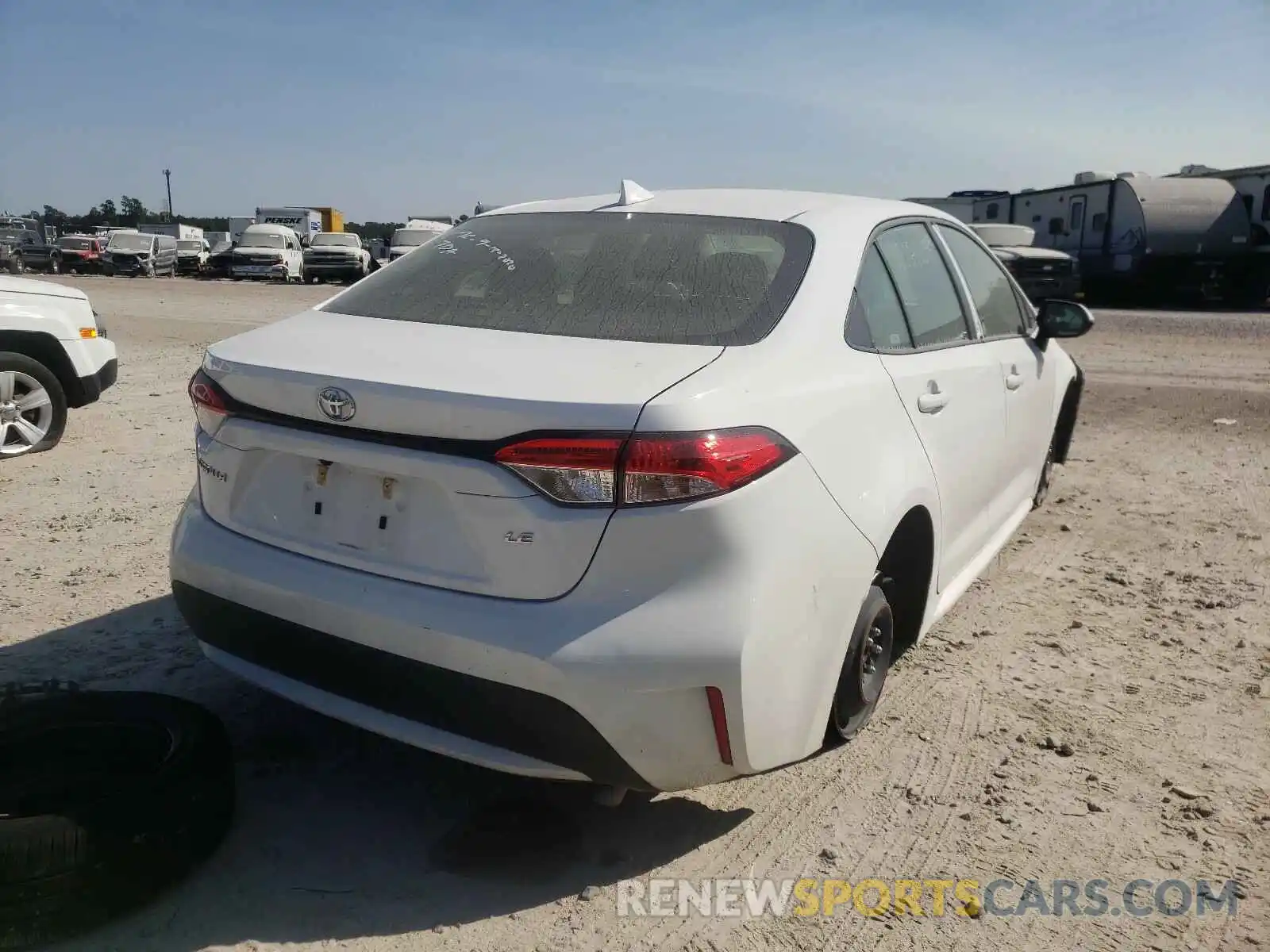 4 Photograph of a damaged car JTDEPRAE5LJ037950 TOYOTA COROLLA 2020