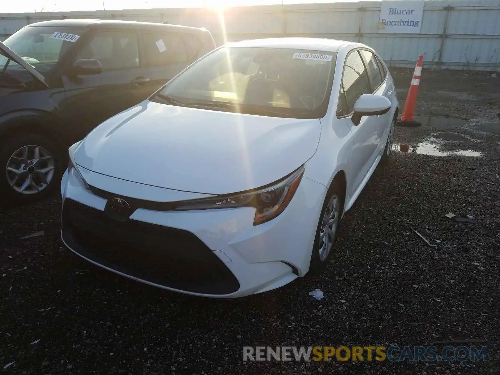 2 Photograph of a damaged car JTDEPRAE5LJ038029 TOYOTA COROLLA 2020