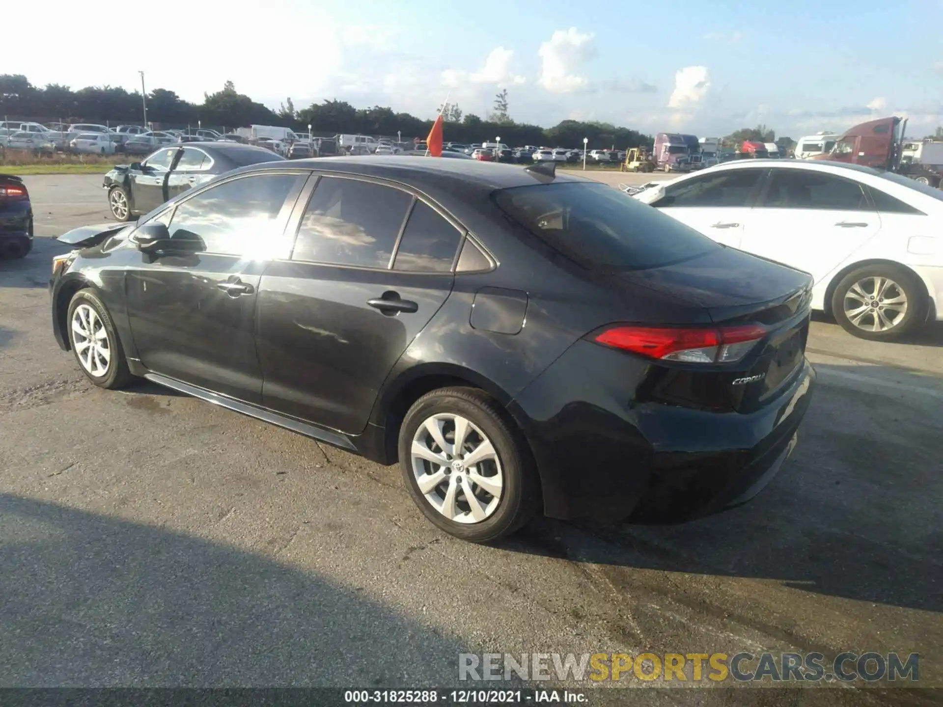 3 Photograph of a damaged car JTDEPRAE5LJ038189 TOYOTA COROLLA 2020